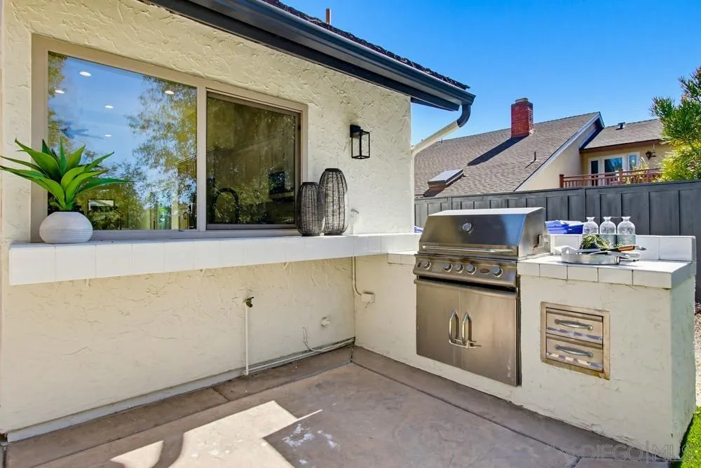 https://cdn.realtyfeed.com/cdn/127/260002301/174a3b1c39103f4185e941244851f0da.webp
