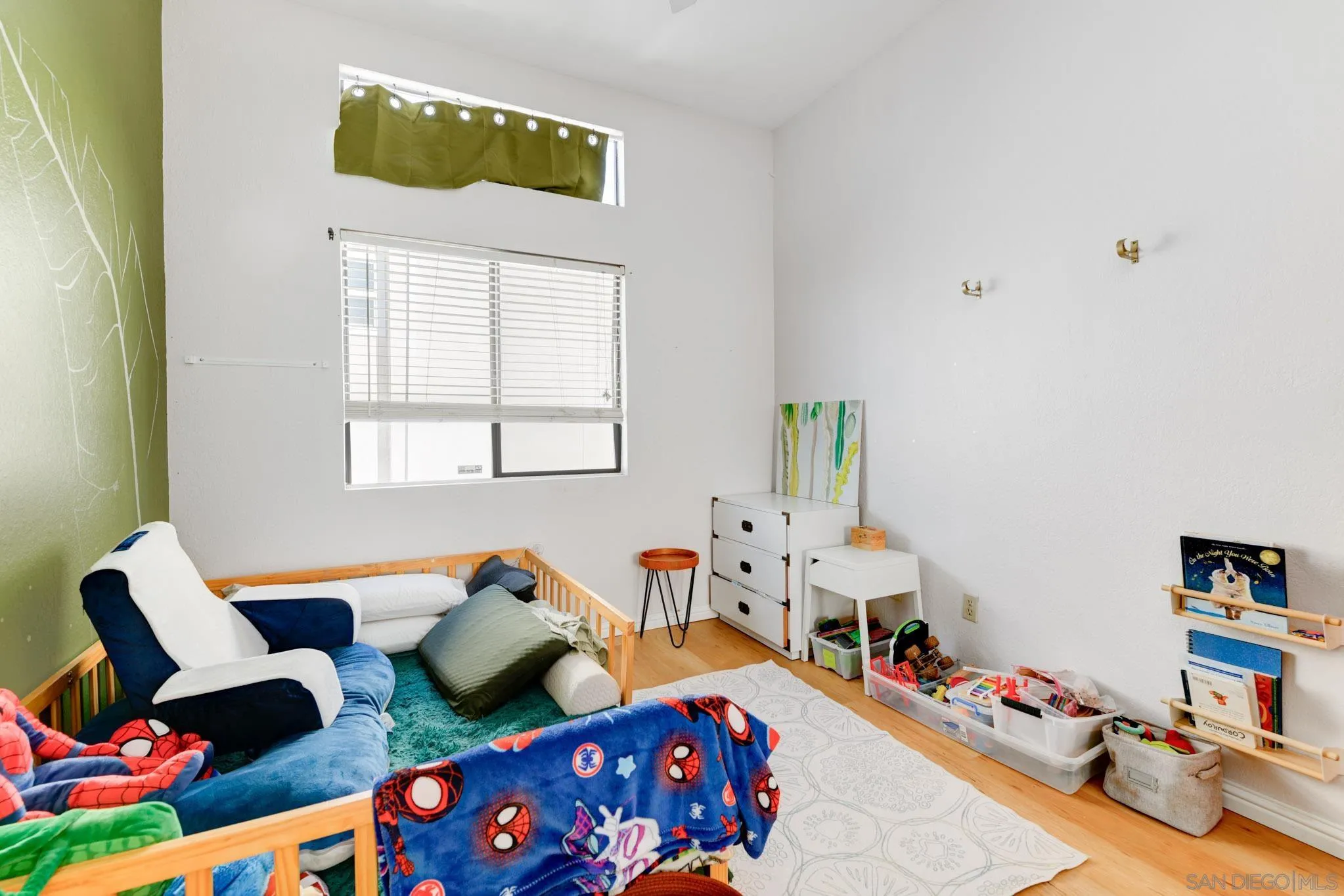 https://cdn.realtyfeed.com/cdn/127/260002305/244129643a4187a274a46fd6aba1774e.webp