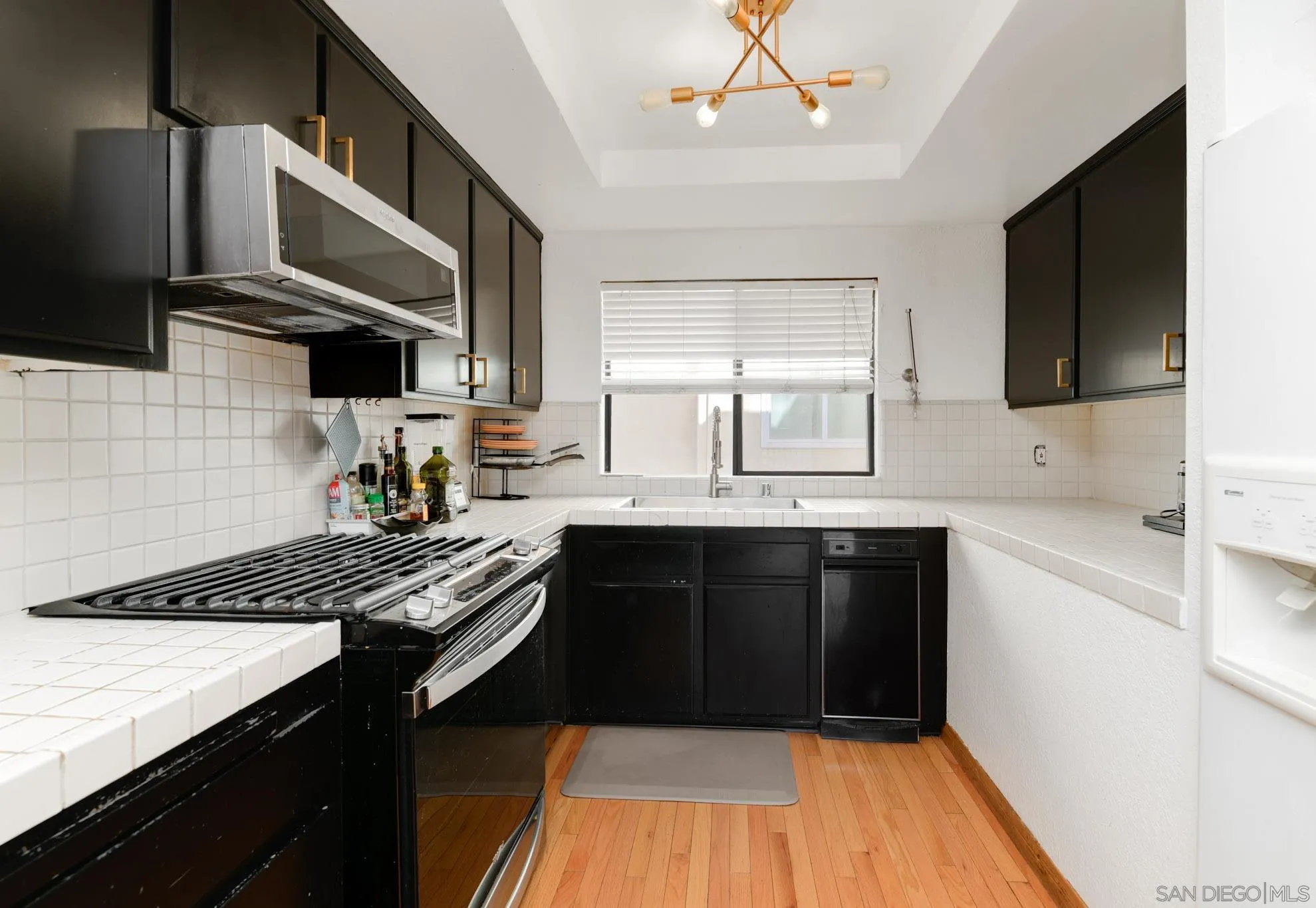 https://cdn.realtyfeed.com/cdn/127/260002305/58c85812f2cdae900940f1519890d105.webp