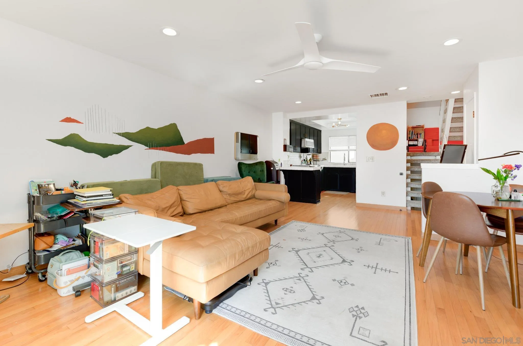 https://cdn.realtyfeed.com/cdn/127/260002305/8dc808268f92675782ec8ae222644c6f.webp