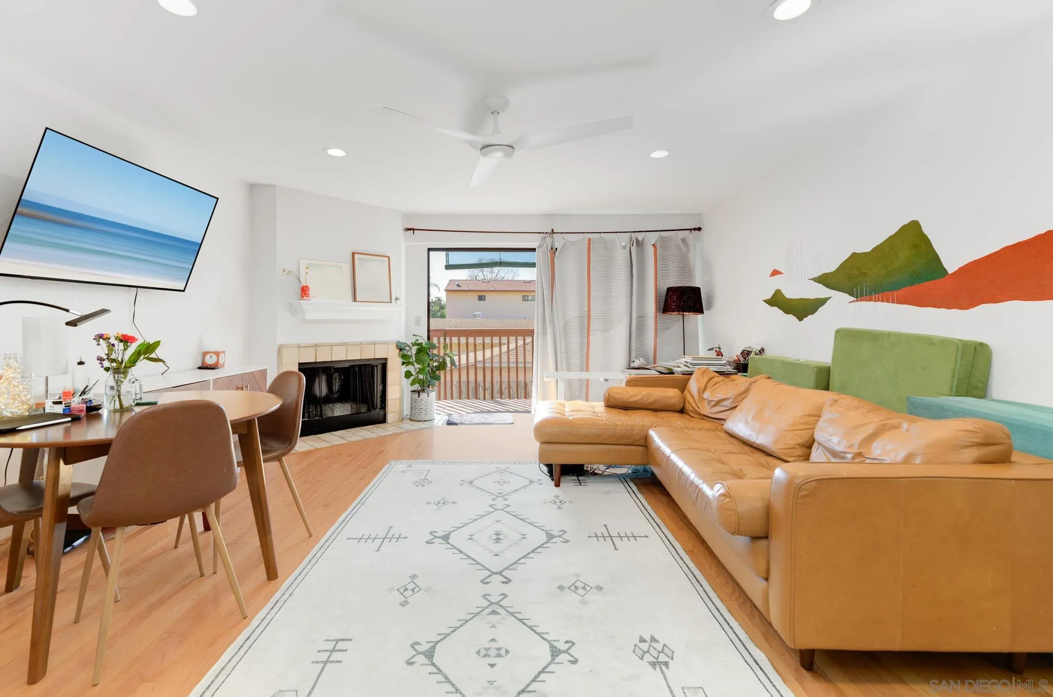 https://cdn.realtyfeed.com/cdn/127/260002305/d51778d3f425ce3e403654846ef3aedb.webp