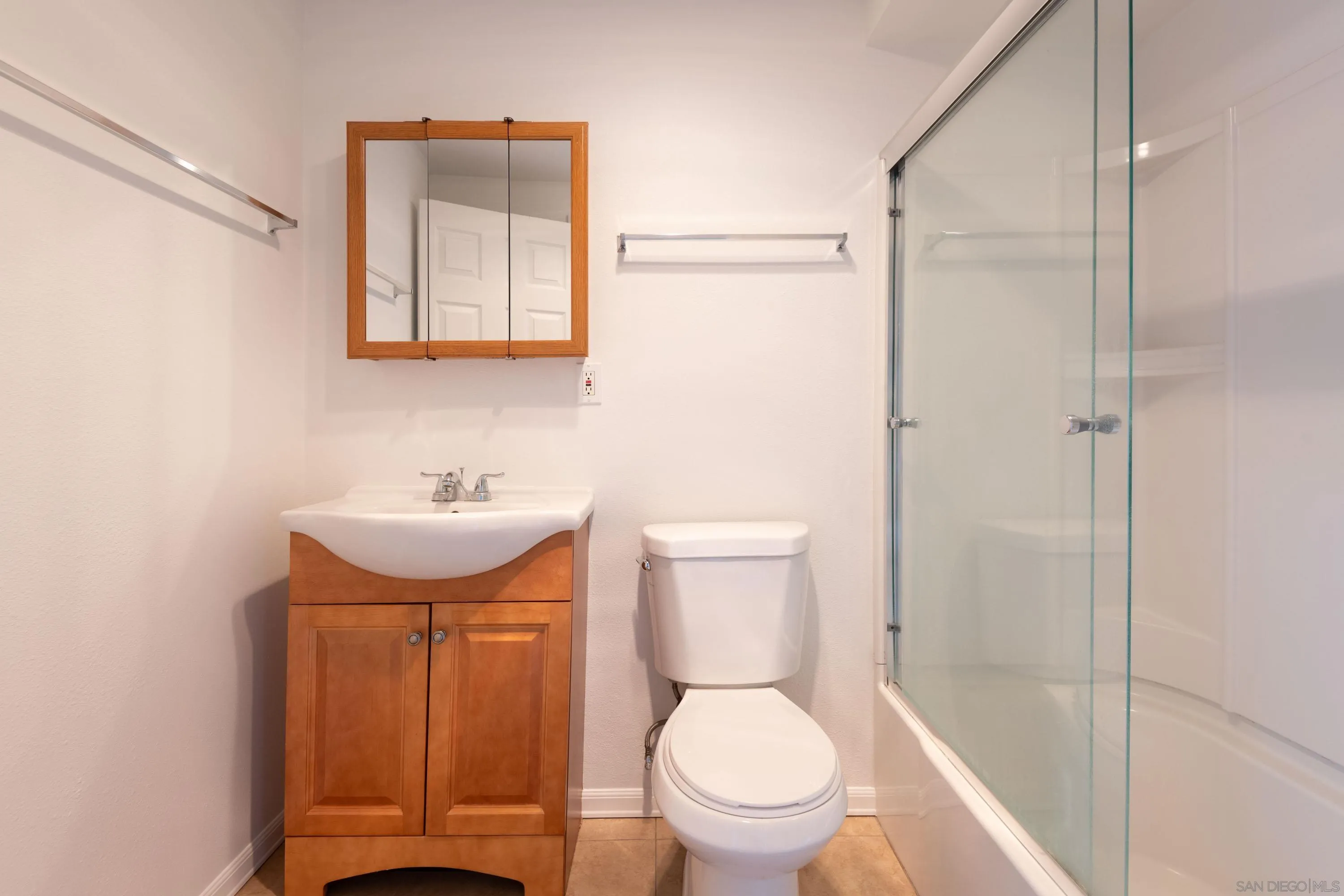 https://cdn.realtyfeed.com/cdn/127/260002306/c3538a20956f60a4441a5d6f7f7908d3.webp