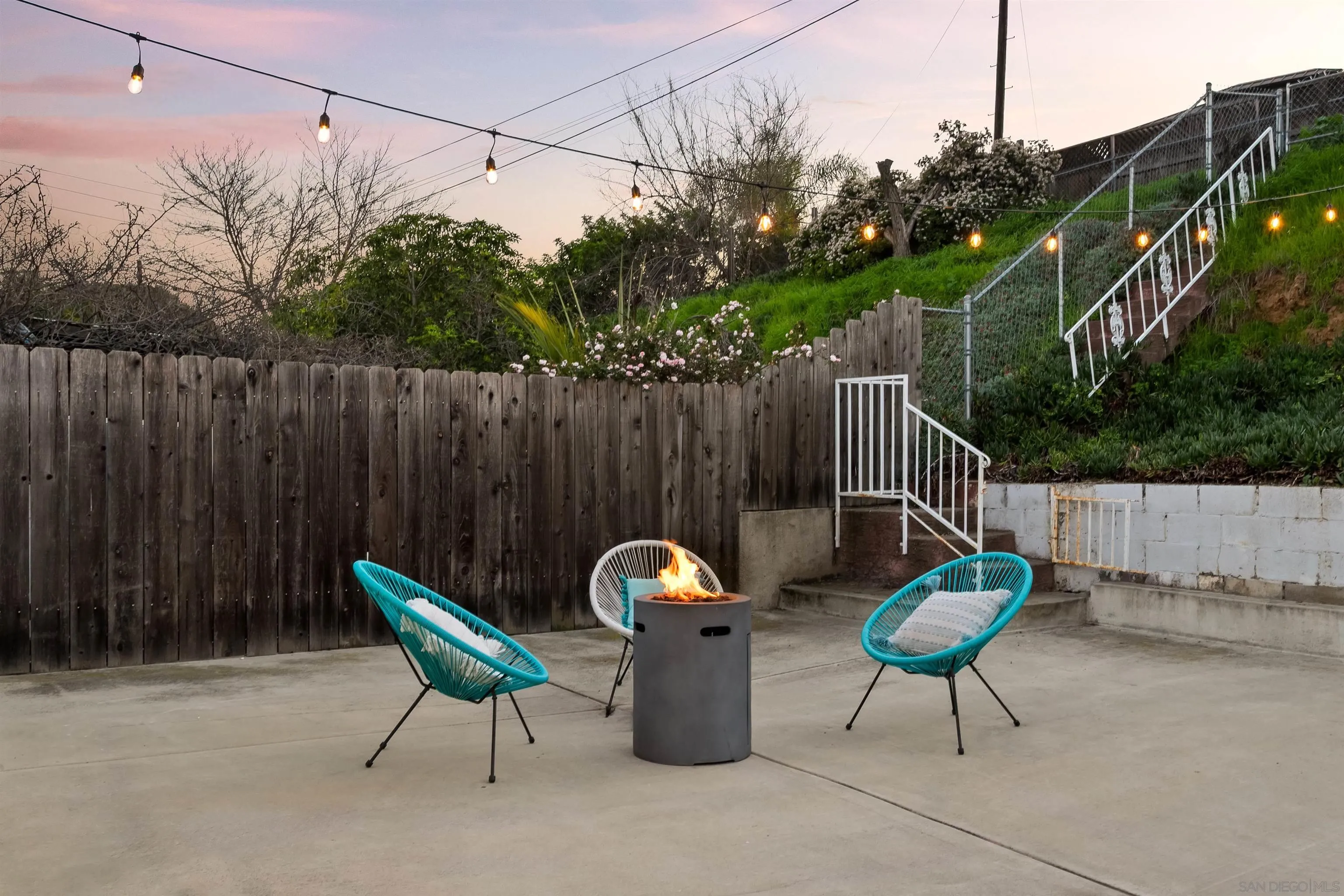 https://cdn.realtyfeed.com/cdn/127/260002306/c7a624ad1c4370d80010d75b52f32a8d.webp