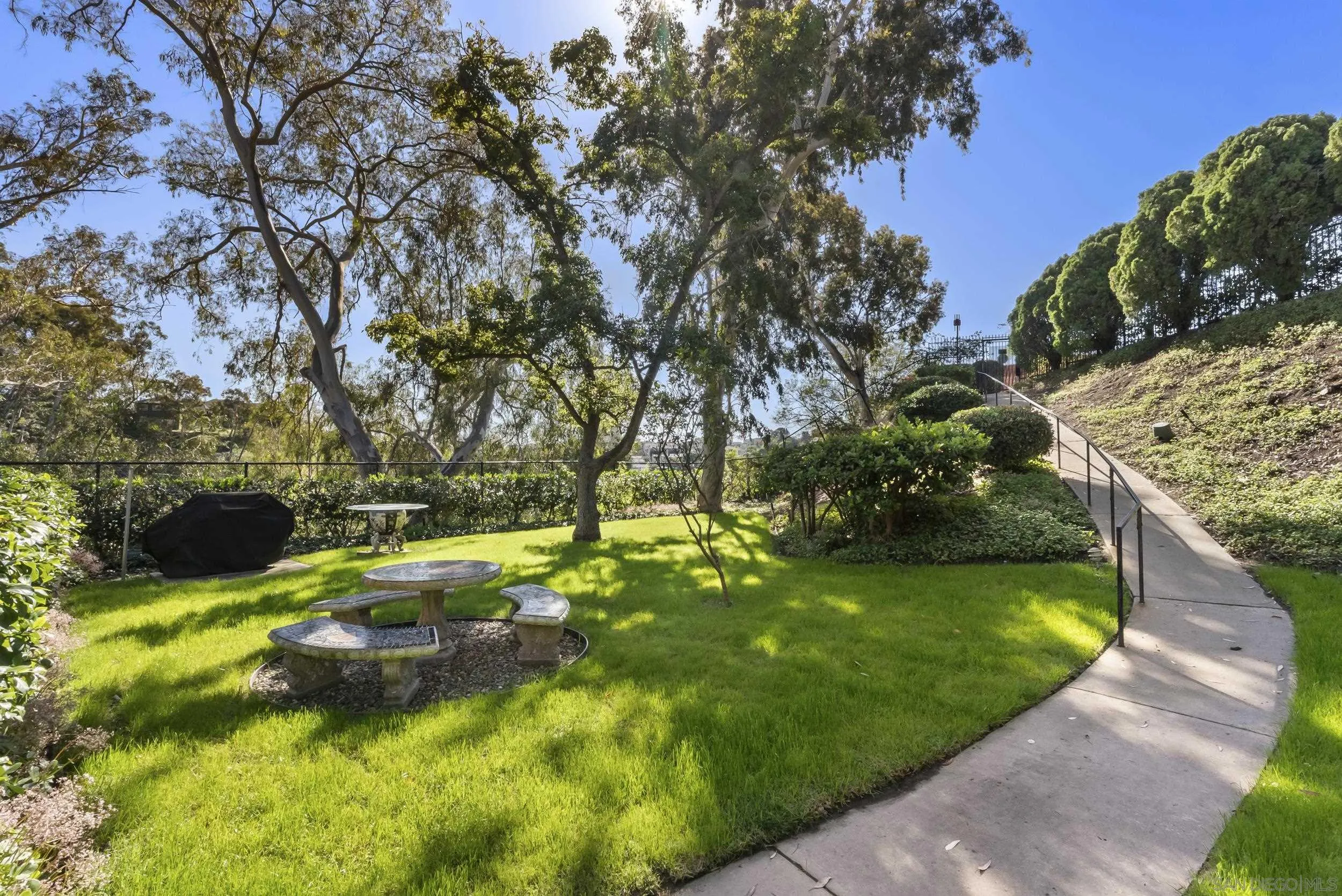https://cdn.realtyfeed.com/cdn/127/260002308/5366848431ebe651c516a69517399498.webp