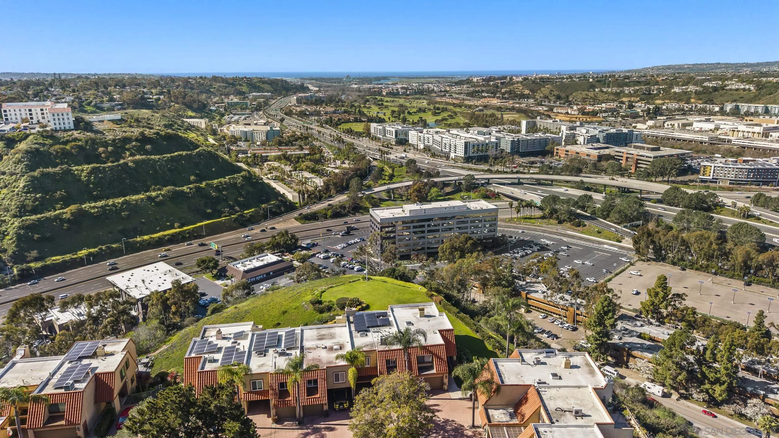 https://cdn.realtyfeed.com/cdn/127/260002308/dd798e63c1f6b6b54311faf1be94ff70.webp