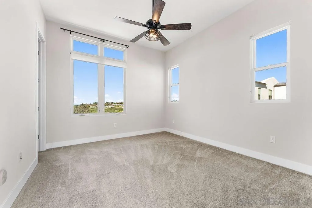https://cdn.realtyfeed.com/cdn/127/260002309/200c408675510efa367d599c0715f1ba.webp
