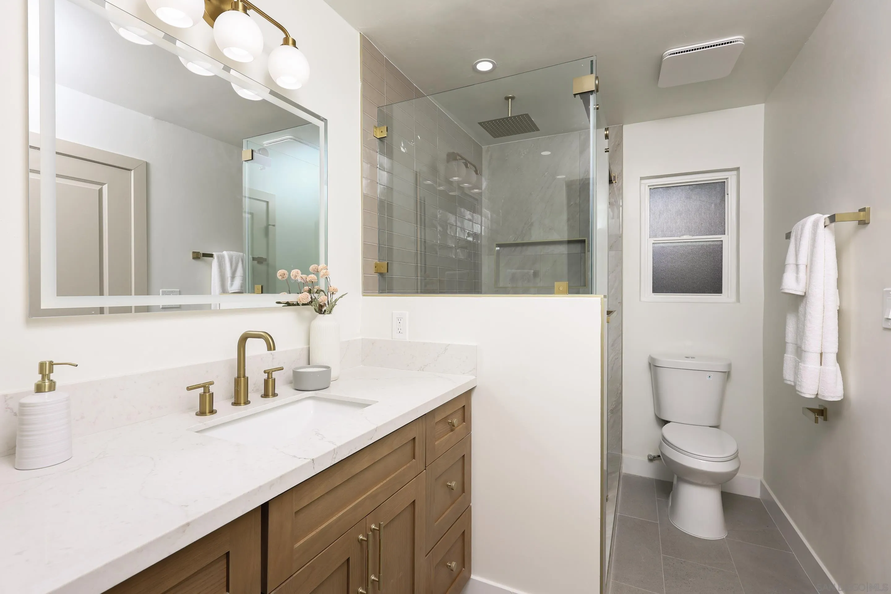 https://cdn.realtyfeed.com/cdn/127/260002311/77b1ecaf7d960864da38479f6636c782.webp