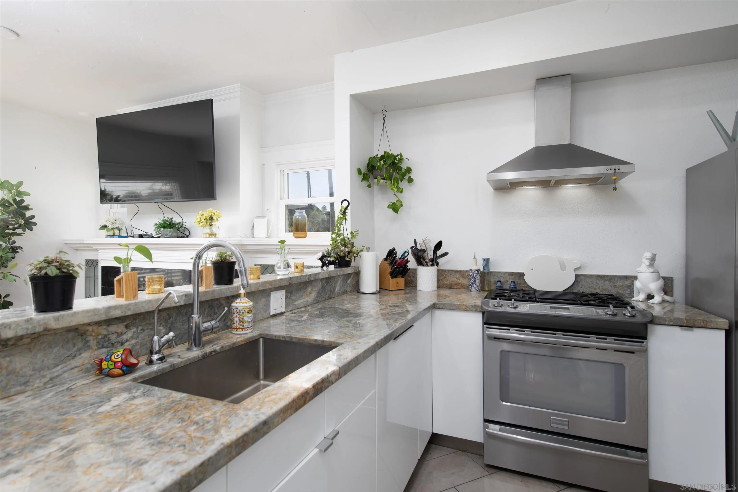 https://cdn.realtyfeed.com/cdn/127/260002314/9eac65bc184ab0e52e695a77ae722d0a.webp