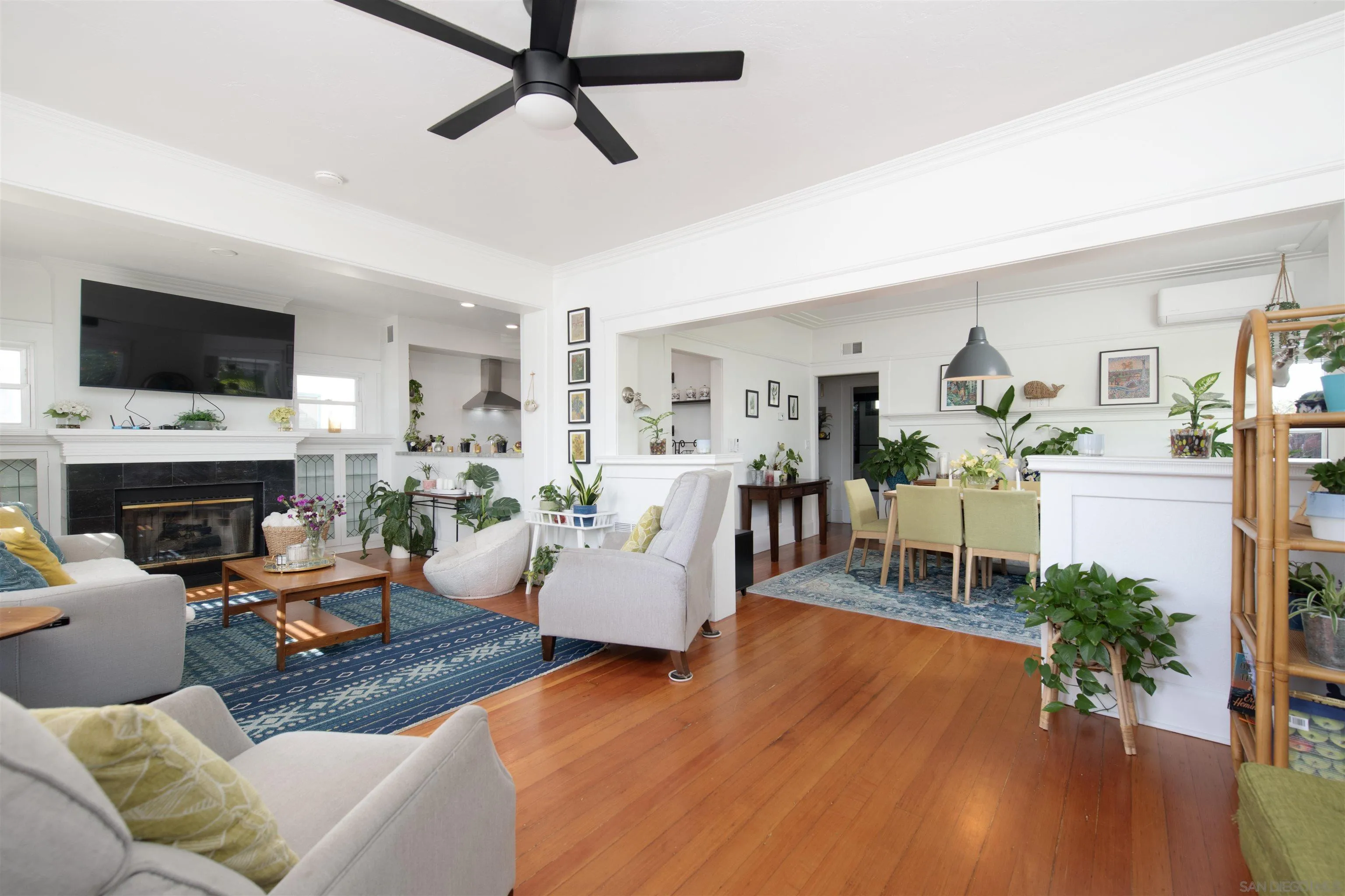 https://cdn.realtyfeed.com/cdn/127/260002314/f9b5adda05d58a85c6b8ef347529ceca.webp
