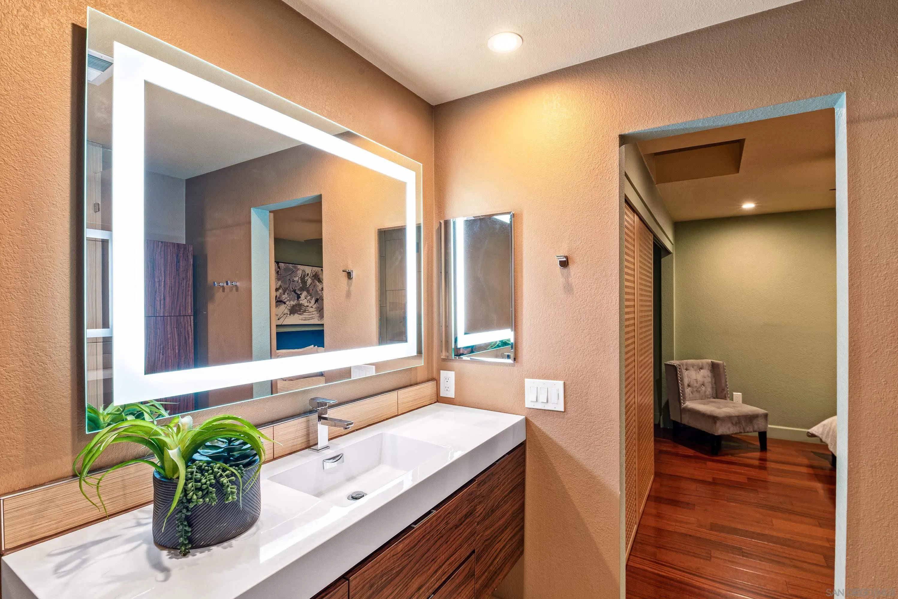 https://cdn.realtyfeed.com/cdn/127/260002316/303f4d82957f3e30535d5a07098a138a.webp