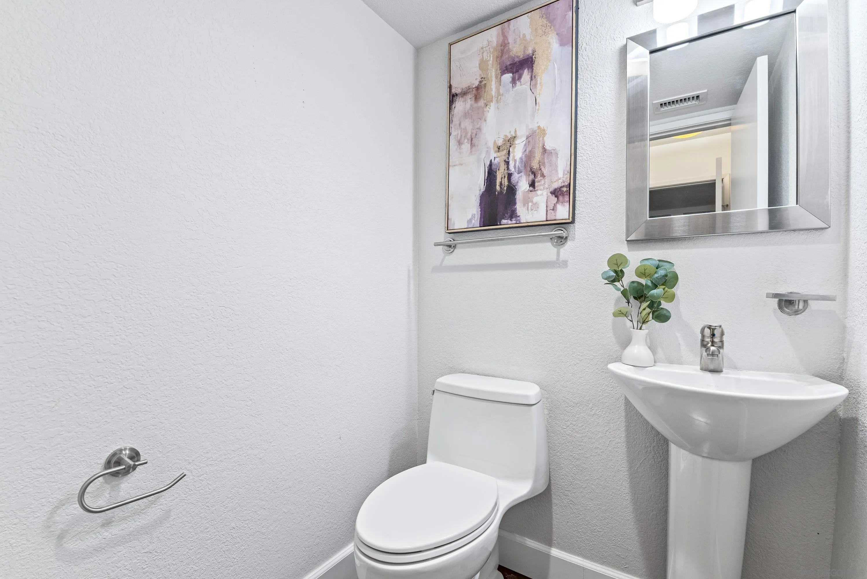 https://cdn.realtyfeed.com/cdn/127/260002316/dd4d550d180e4abaf9838b5f55a92528.webp