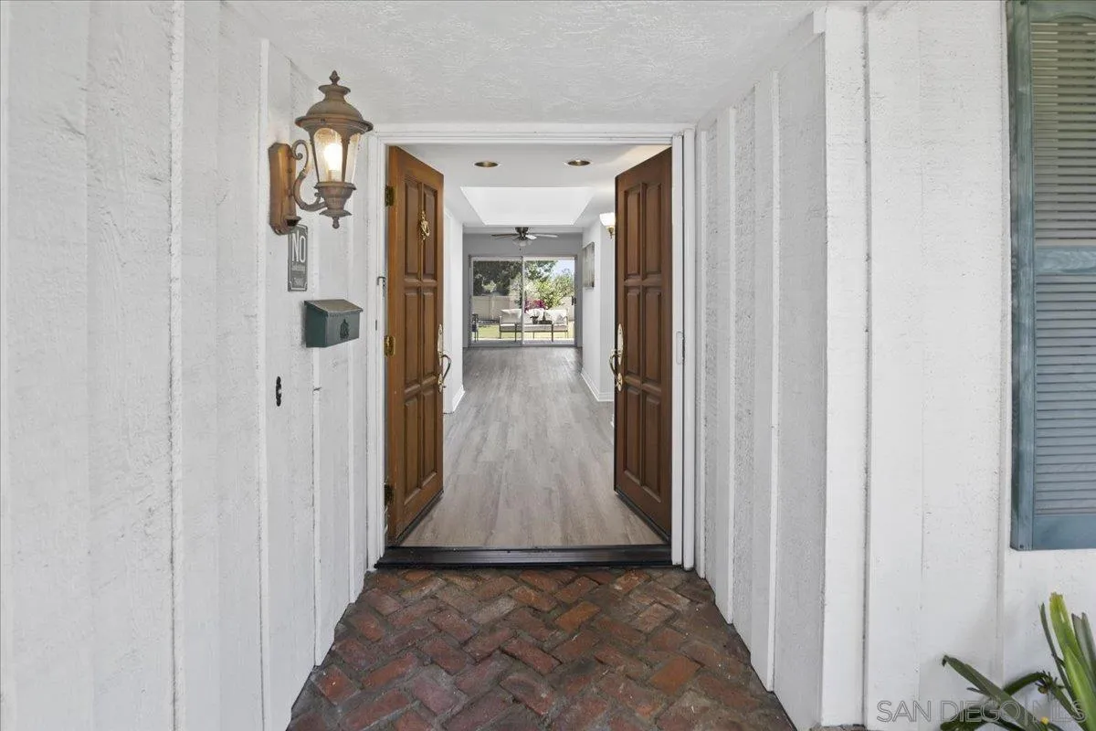 https://cdn.realtyfeed.com/cdn/127/260002317/11e9b04e76ee0c58ab779327ae74af7f.webp