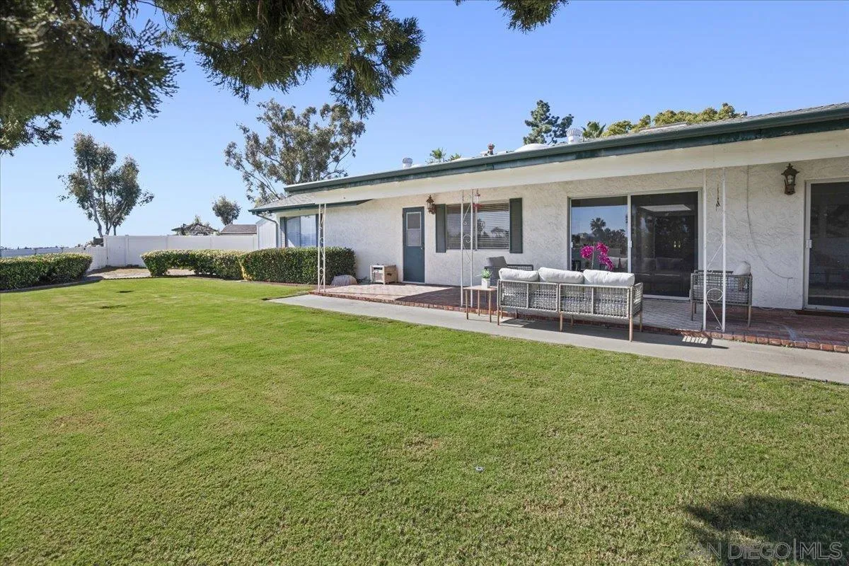 https://cdn.realtyfeed.com/cdn/127/260002317/14521ba4a416460c90ab145bd331a504.webp