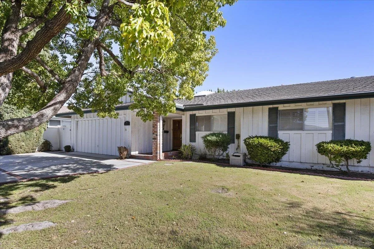 https://cdn.realtyfeed.com/cdn/127/260002317/24c06d5b2e1c726576e47318992707f3.webp
