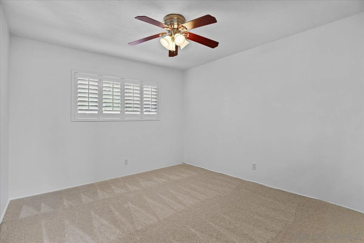 https://cdn.realtyfeed.com/cdn/127/260002317/6d45365904f0198c5e3e8e6396aa29d3.webp