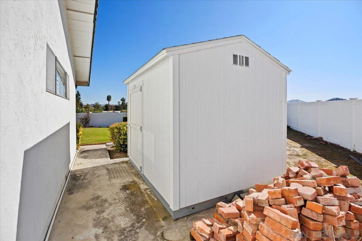 https://cdn.realtyfeed.com/cdn/127/260002317/7366bd849ab86bd180af68f93043774e.webp