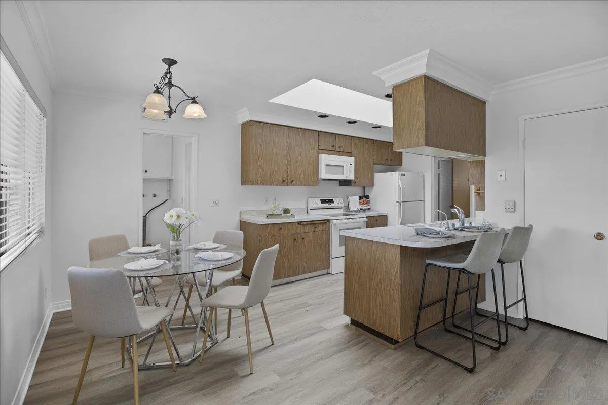 https://cdn.realtyfeed.com/cdn/127/260002317/948e3b09dbc711b70c618ac2c9eae729.webp