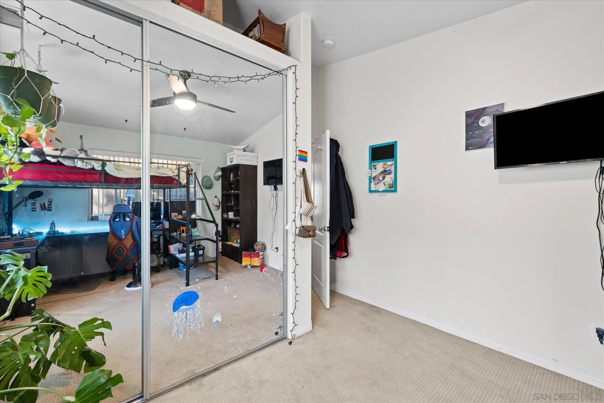 https://cdn.realtyfeed.com/cdn/127/260002320/e60cb845b837f6859c91708431176e7c.webp