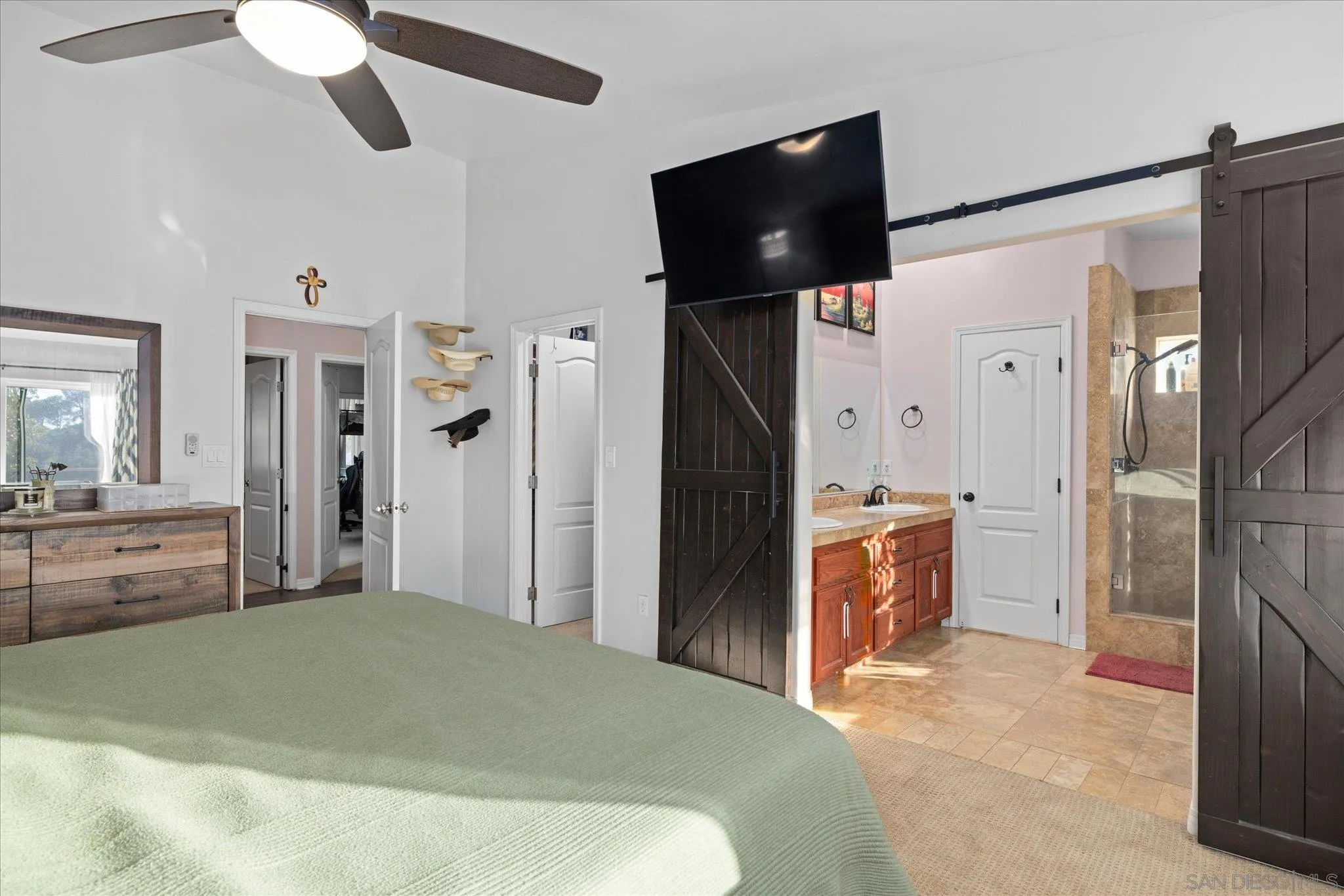 https://cdn.realtyfeed.com/cdn/127/260002320/f7491fc3130c1eab2e27040f050b3a26.webp