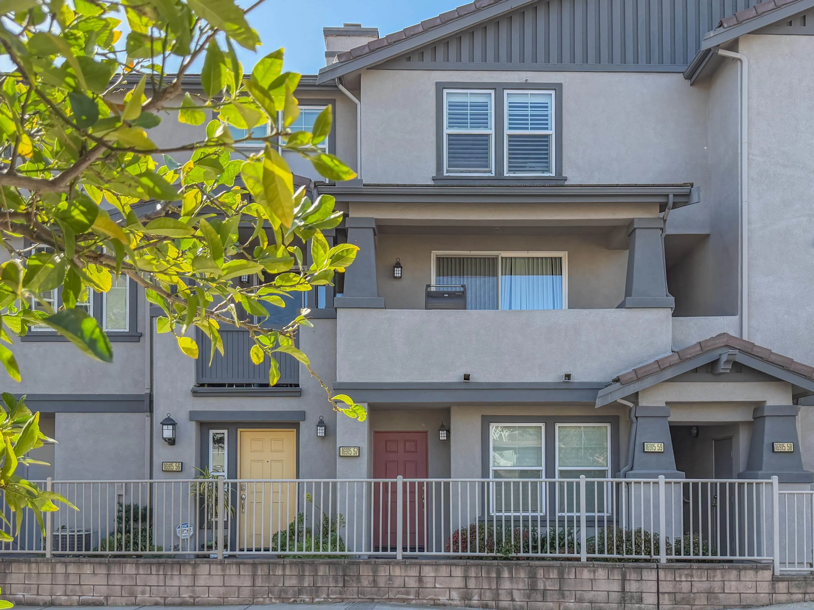 Photo #1: 260002325 Listing: Photo #1