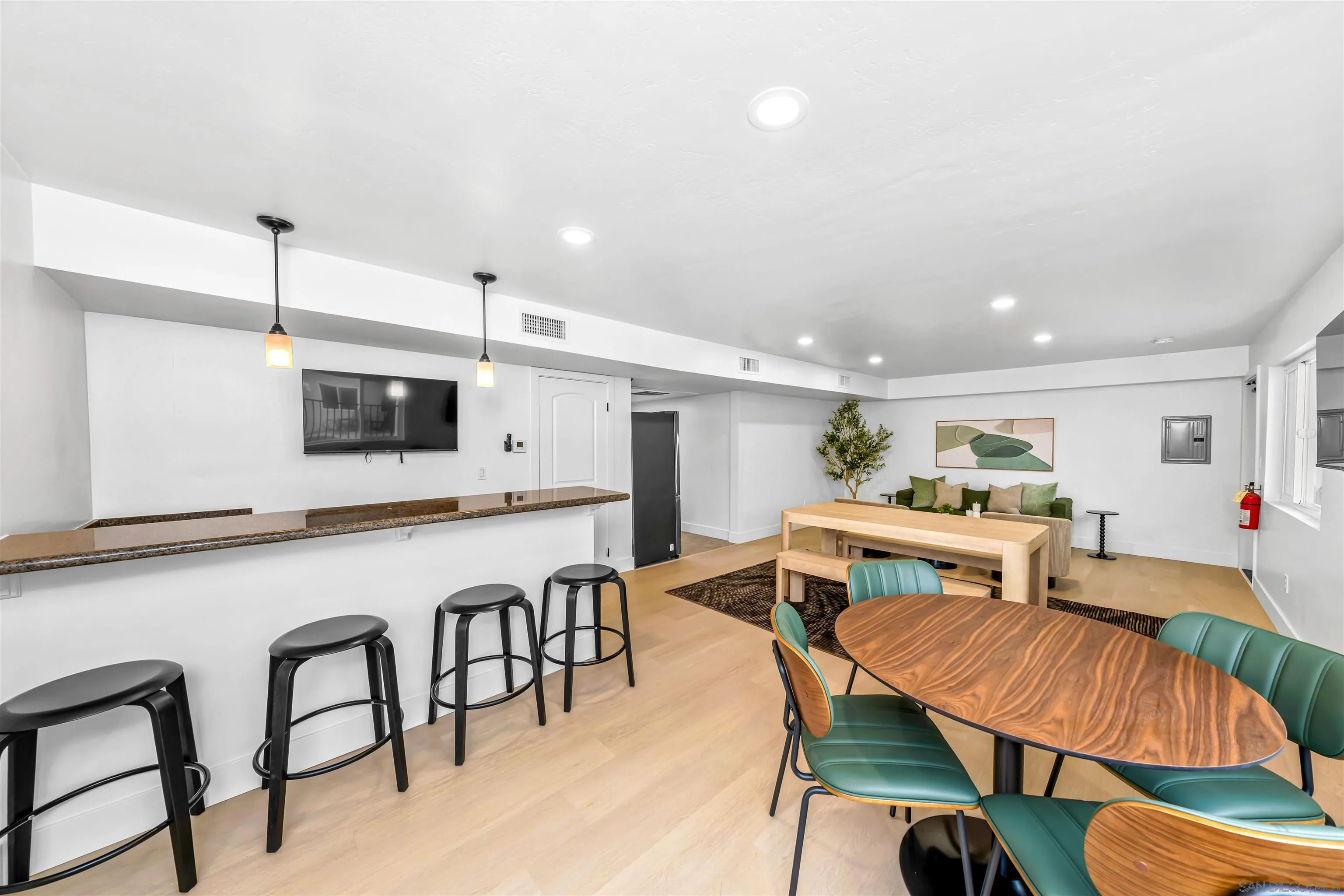 Photo #24: 260002327 Listing: Photo #24