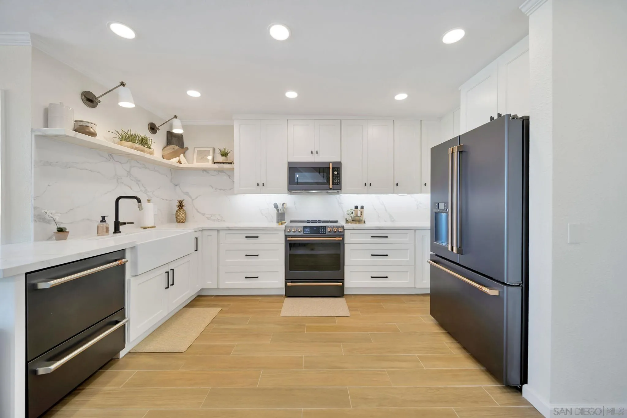 https://cdn.realtyfeed.com/cdn/127/260002329/c58abd56b48fa785688a4e061edaa67c.webp
