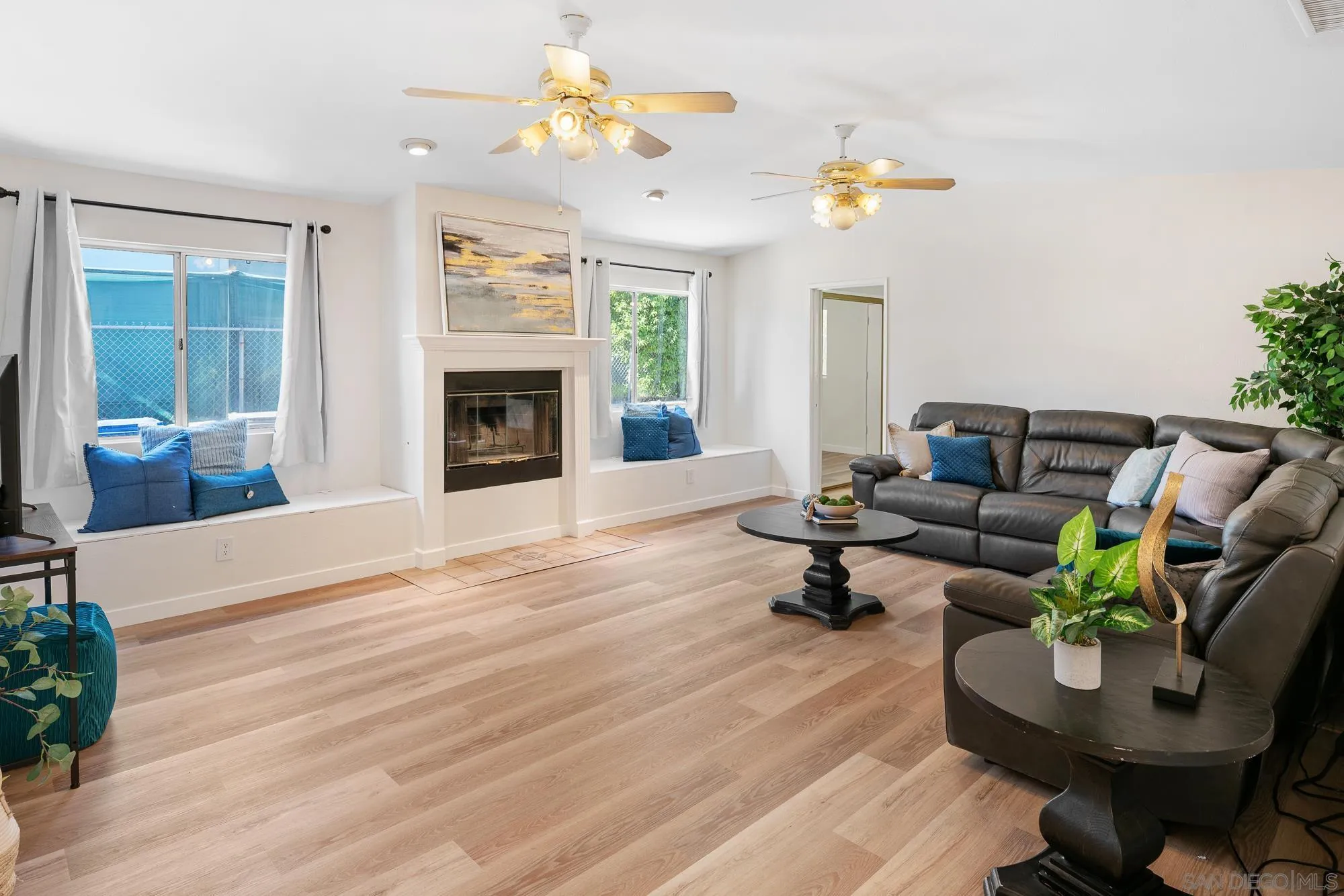 https://cdn.realtyfeed.com/cdn/127/260002332/0669241924ef9a58cf9b92d1c58f3d55.webp