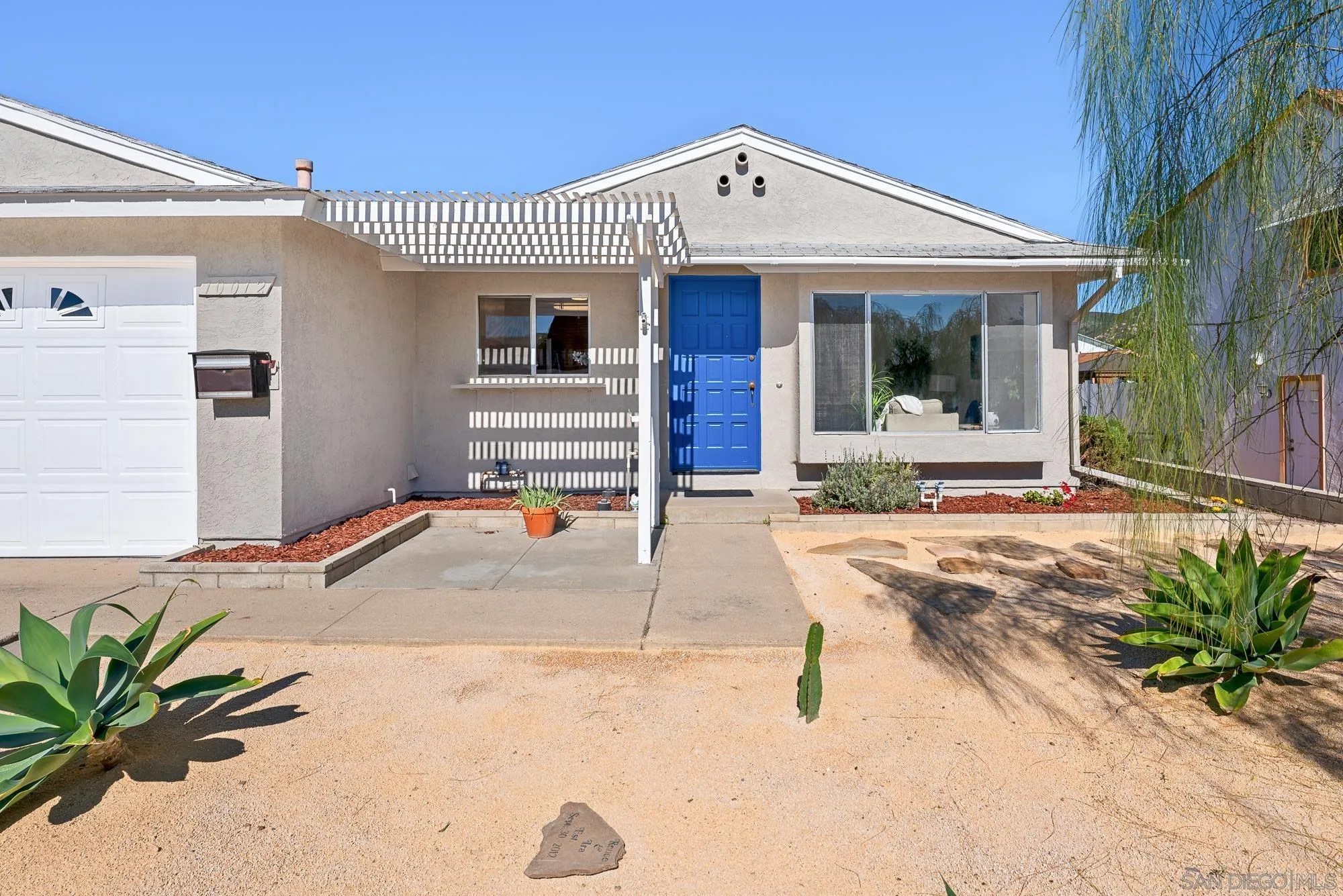 https://cdn.realtyfeed.com/cdn/127/260002332/3a383d24123541c6f70404ef35578f13.webp