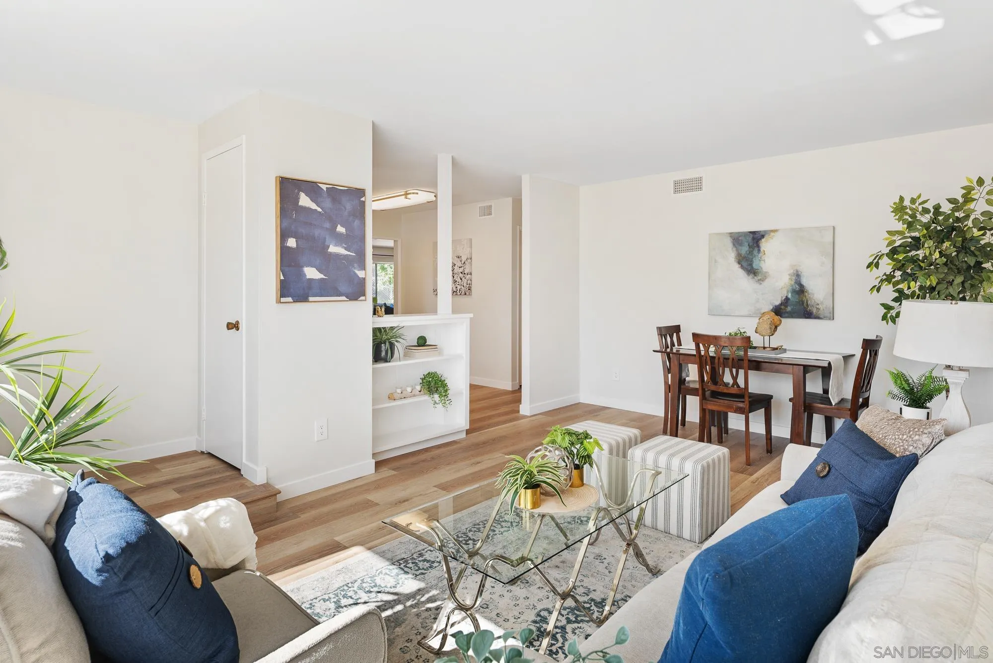 https://cdn.realtyfeed.com/cdn/127/260002332/bb6e1719d38aca26ce9415c3ffe064d9.webp