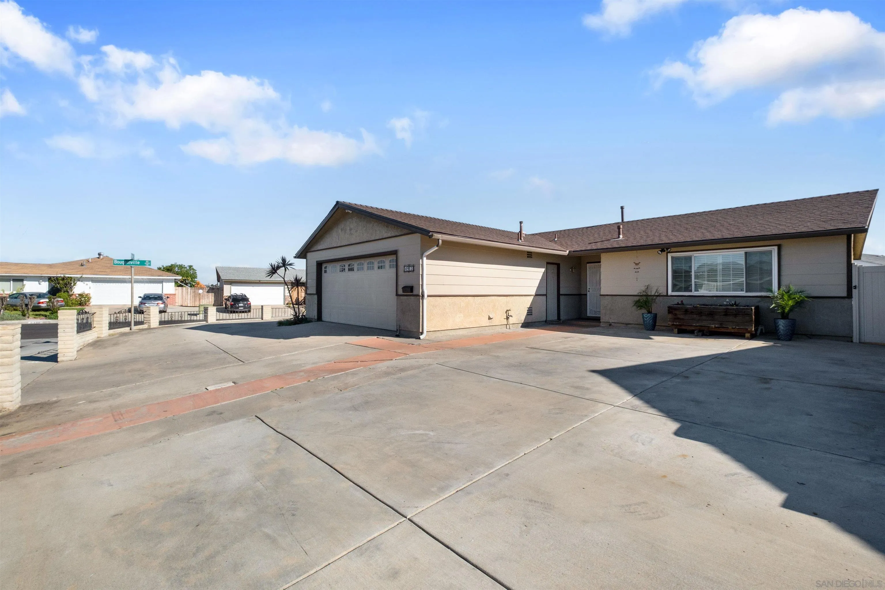 https://cdn.realtyfeed.com/cdn/127/260002337/2fb75cd9691358e01c818672b8009356.webp