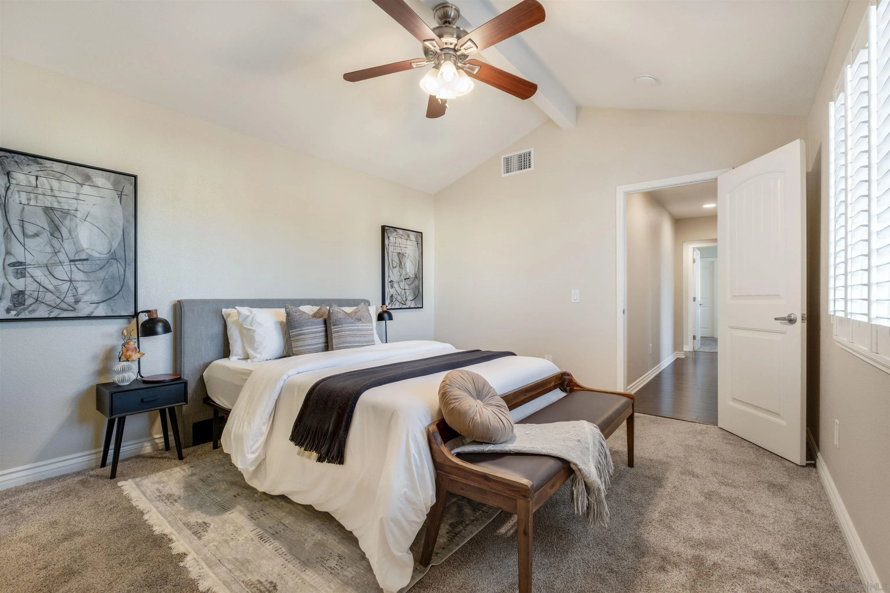 https://cdn.realtyfeed.com/cdn/127/260002337/69e4f6794388be40b154fe1b10e0b246.webp