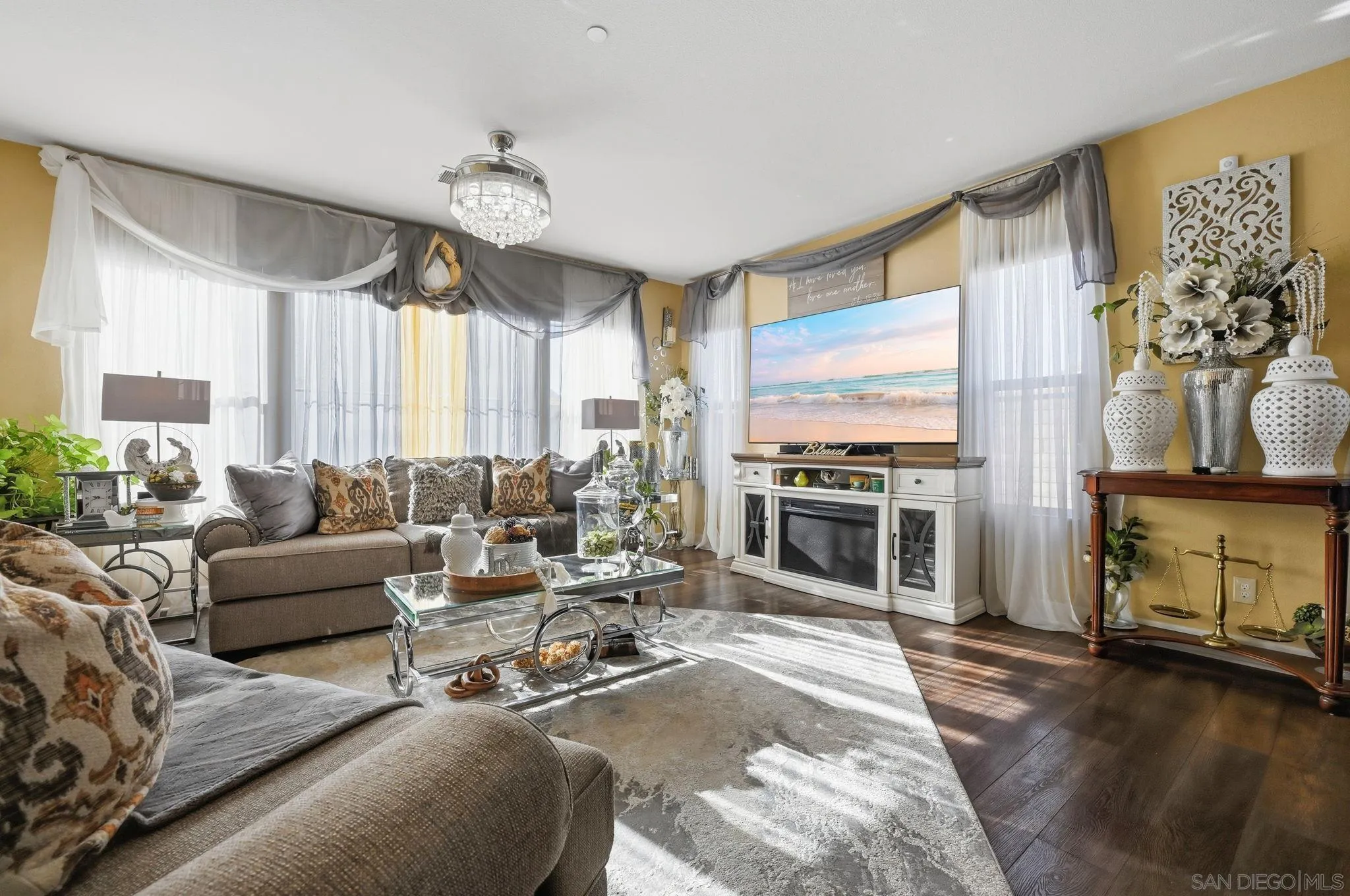 https://cdn.realtyfeed.com/cdn/127/260002338/60947c1cbdf632dd93f70733683da99b.webp