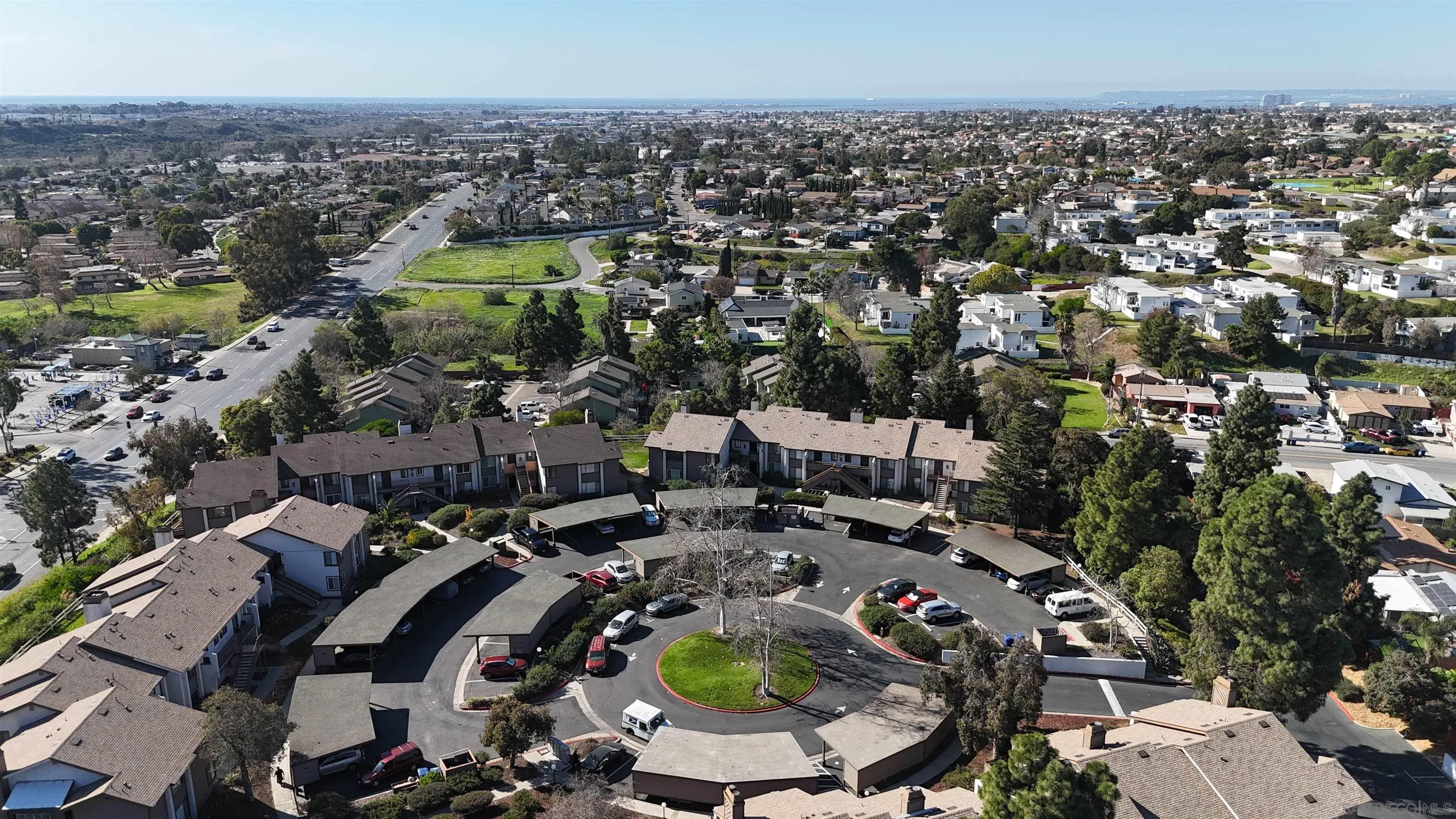 https://cdn.realtyfeed.com/cdn/127/260002343/59385dc2ccfea16798d9ca3802ce2639.webp