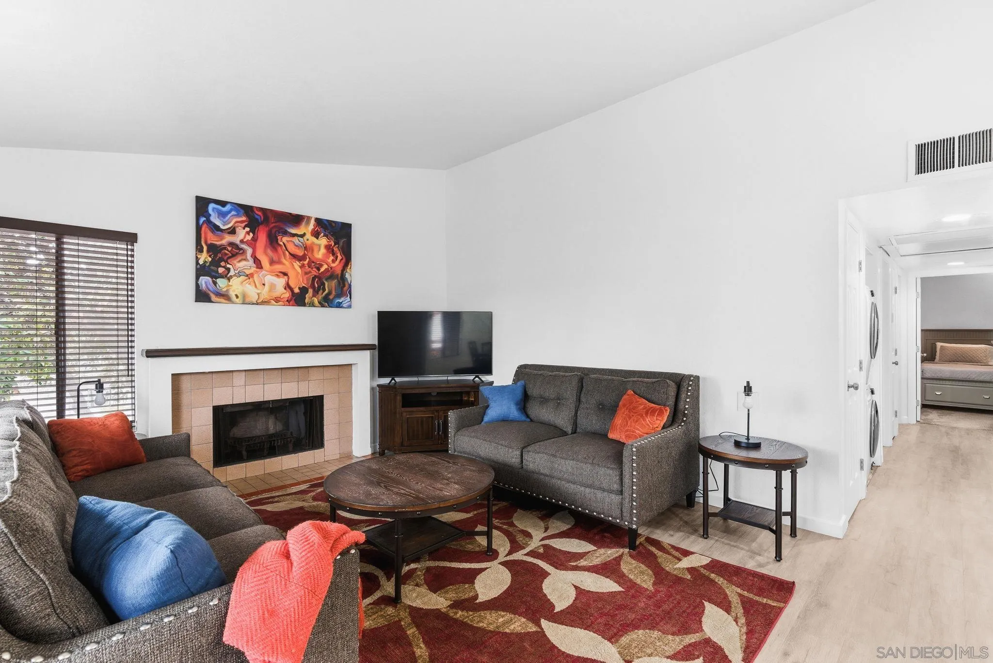 https://cdn.realtyfeed.com/cdn/127/260002343/61192781ea003842e33479e6956cdc27.webp
