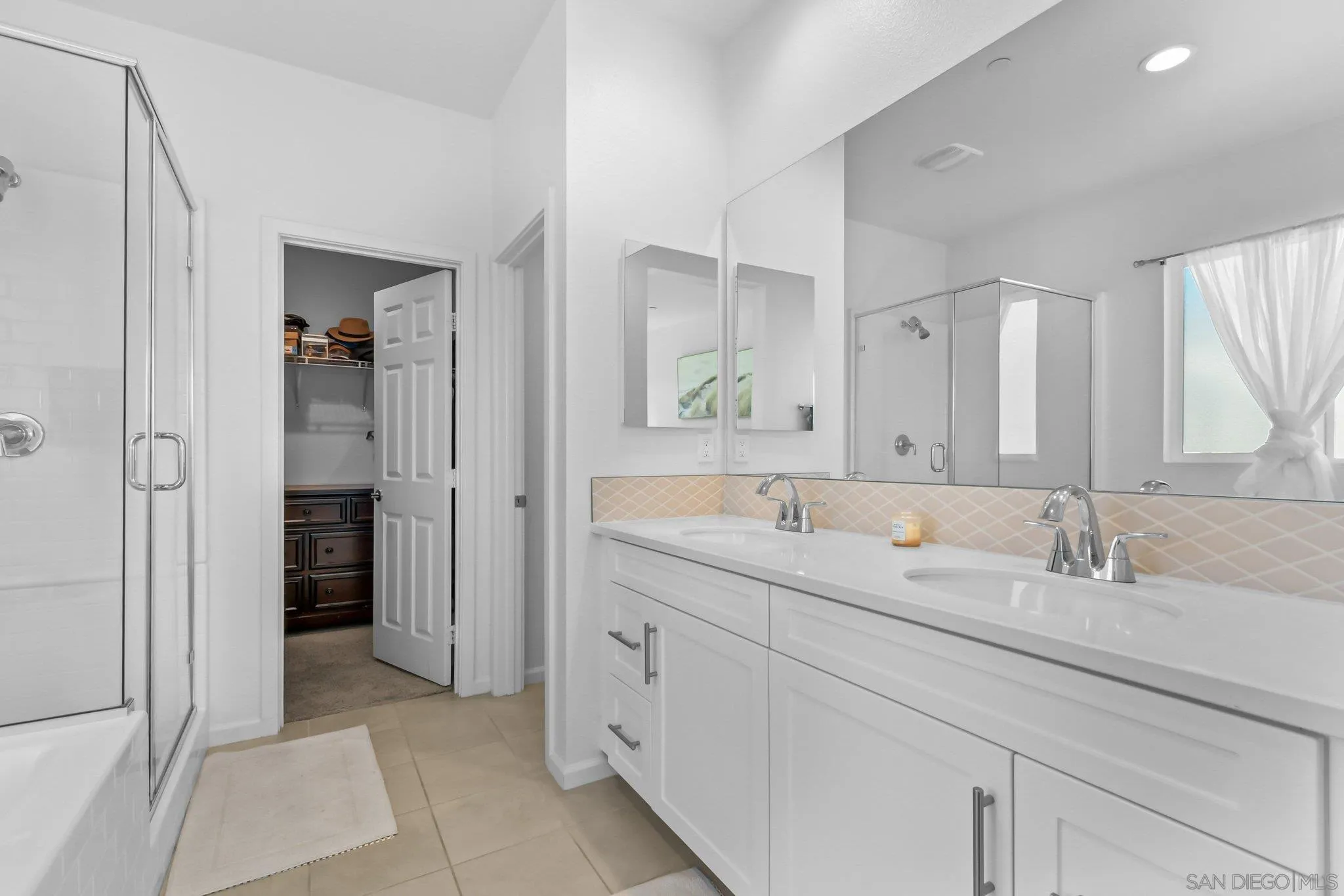 https://cdn.realtyfeed.com/cdn/127/260002347/93f12dfe9ca3722e54de9e54f00628b8.webp