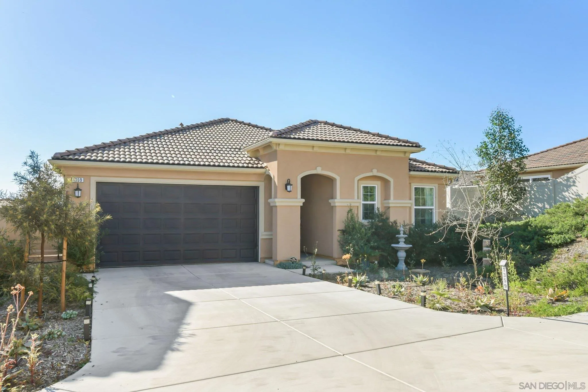 https://cdn.realtyfeed.com/cdn/127/260002347/e96ddf1ad83f47e98b00d184b2854ae4.webp