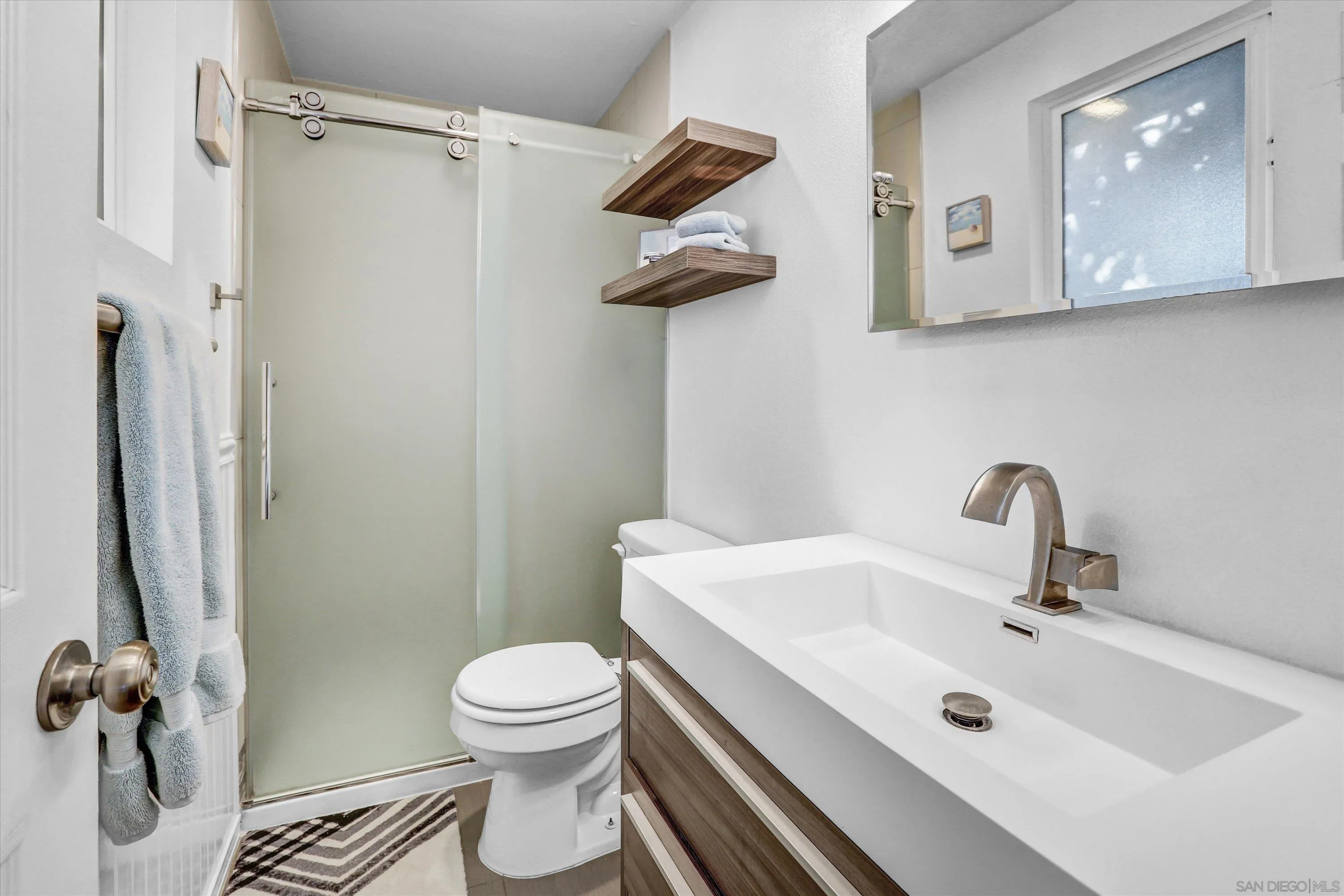 https://cdn.realtyfeed.com/cdn/127/260002351/6dbf6c6968e76fc9856c127972575feb.webp
