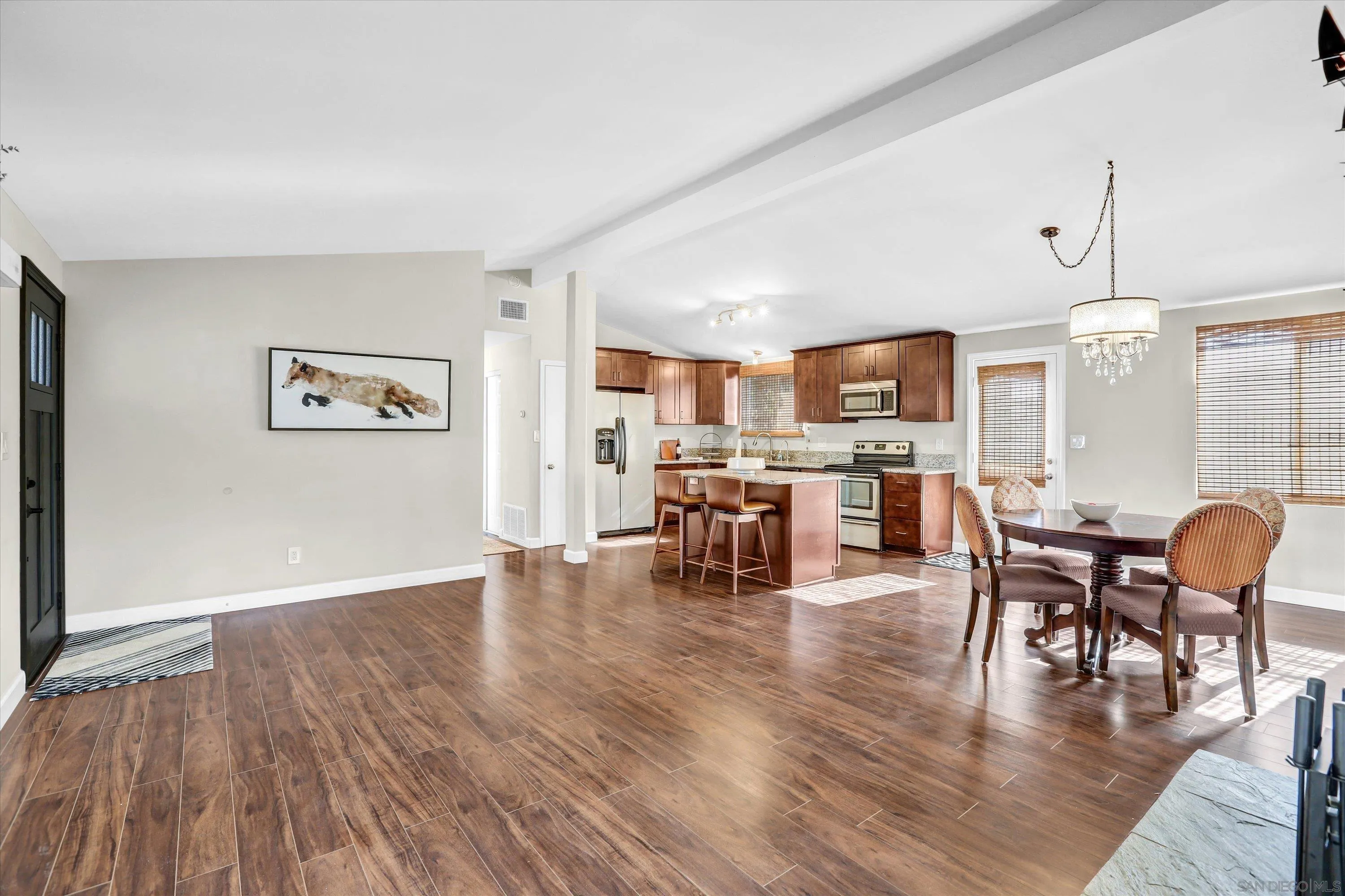https://cdn.realtyfeed.com/cdn/127/260002351/84923f5f1de474c709be62b032bd65ba.webp