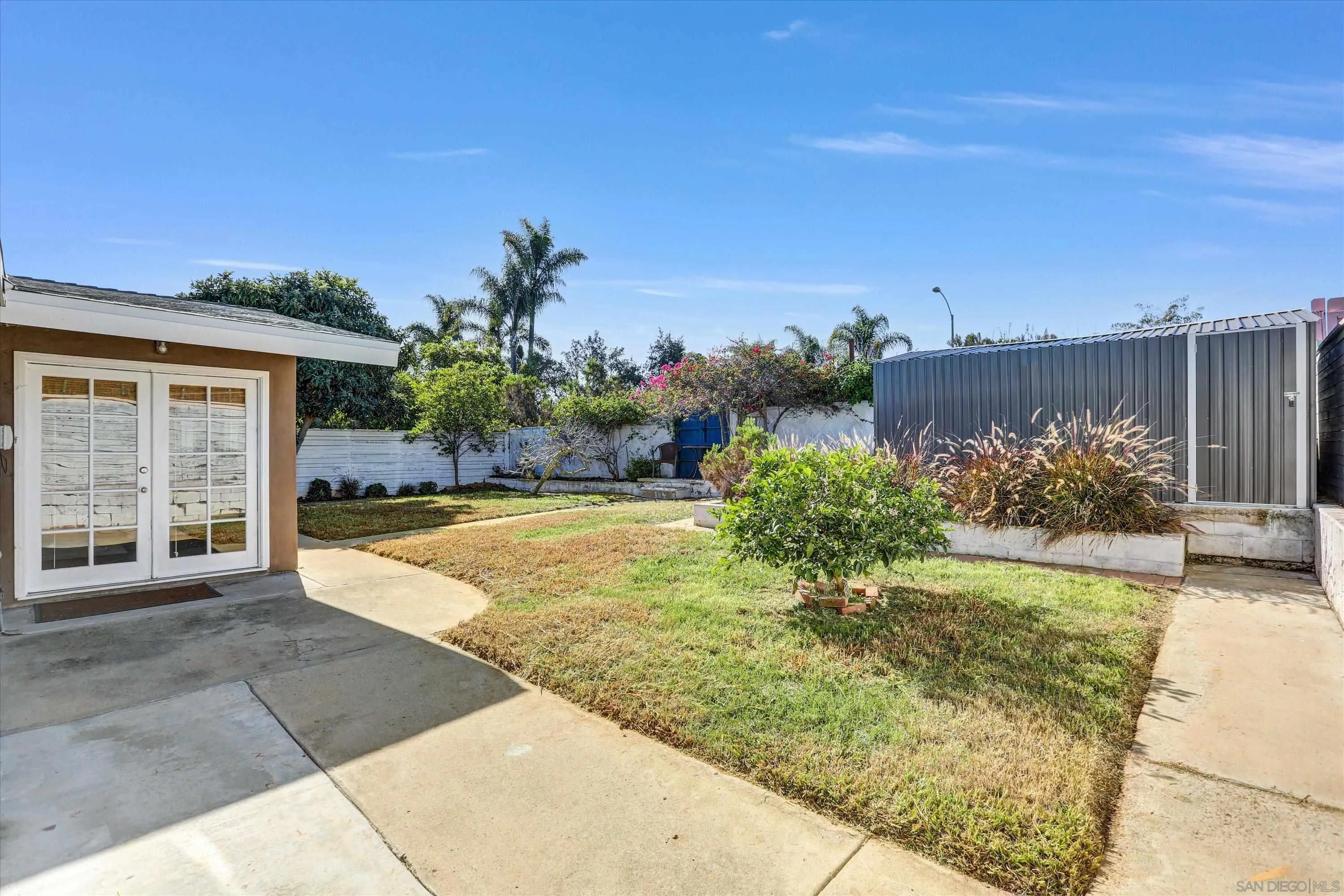 https://cdn.realtyfeed.com/cdn/127/260002351/8d6ebd13f7875bcb16f21054e8f13276.webp