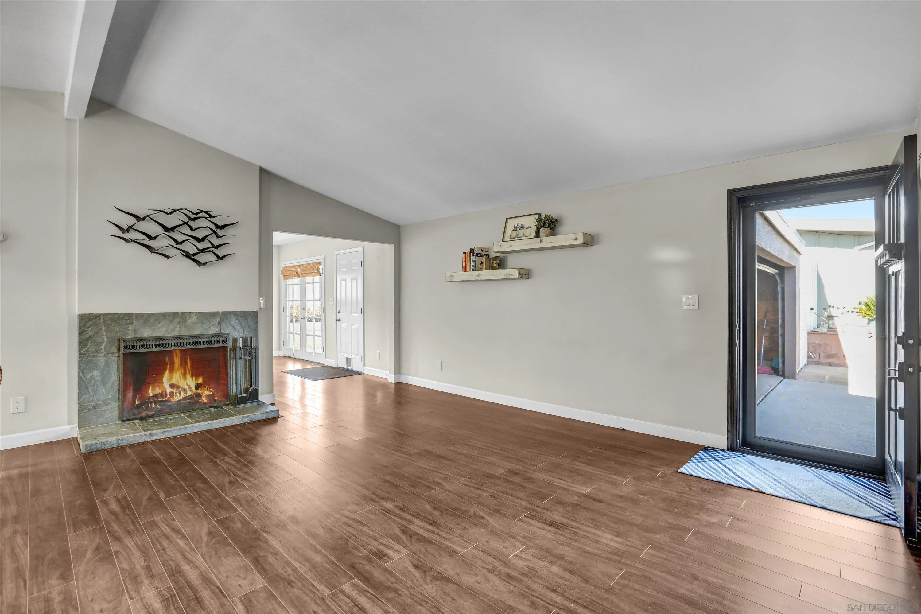 https://cdn.realtyfeed.com/cdn/127/260002351/9fb5541a57f77af16dd874d3993e144b.webp