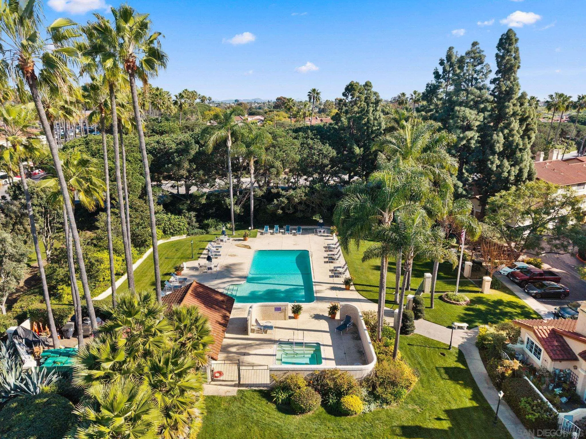 https://cdn.realtyfeed.com/cdn/127/260002355/01b5c622775d98b02bd8b381ee52a32c.webp