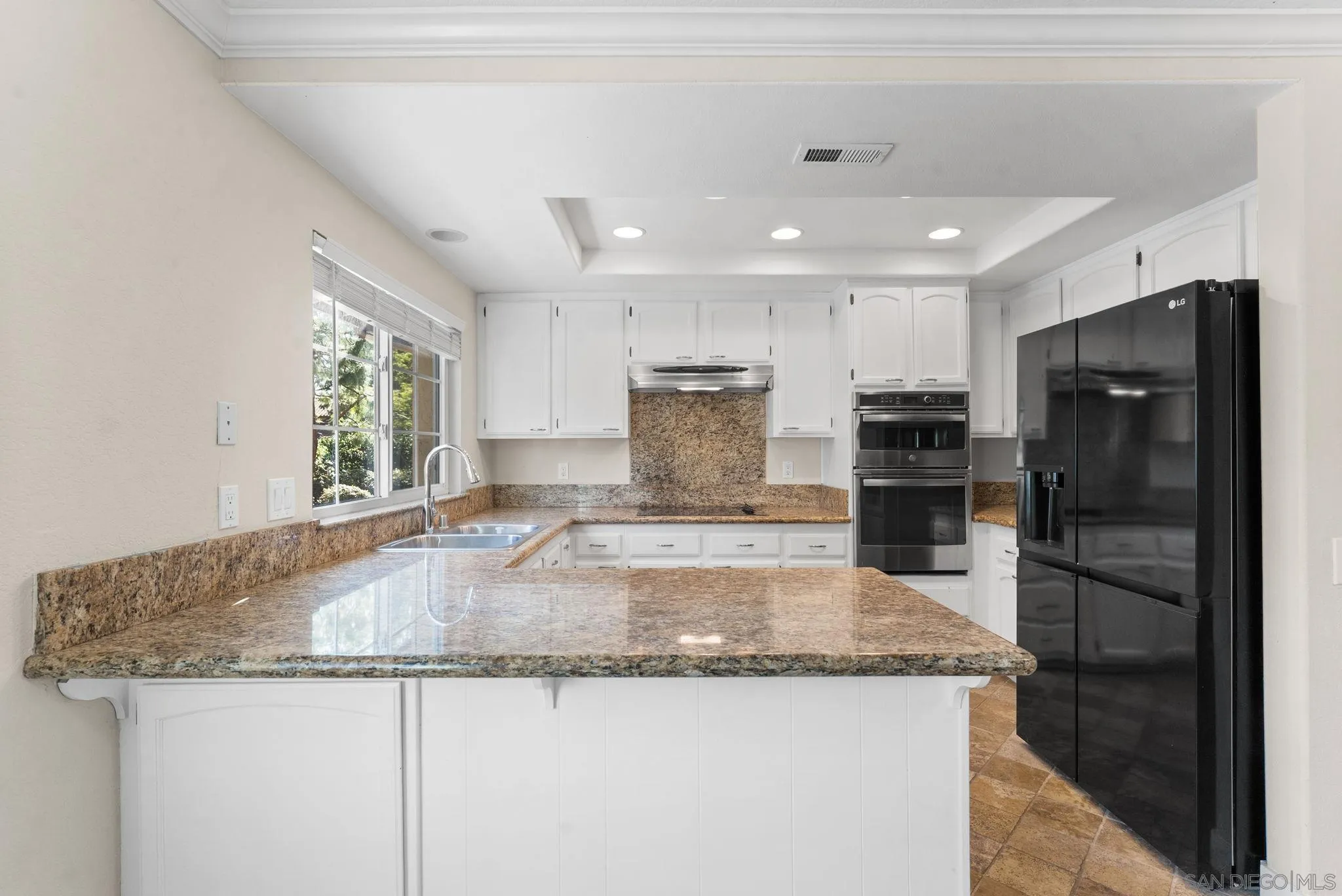 https://cdn.realtyfeed.com/cdn/127/260002355/03f8be6c0a87b59c48a09c981b7627ac.webp