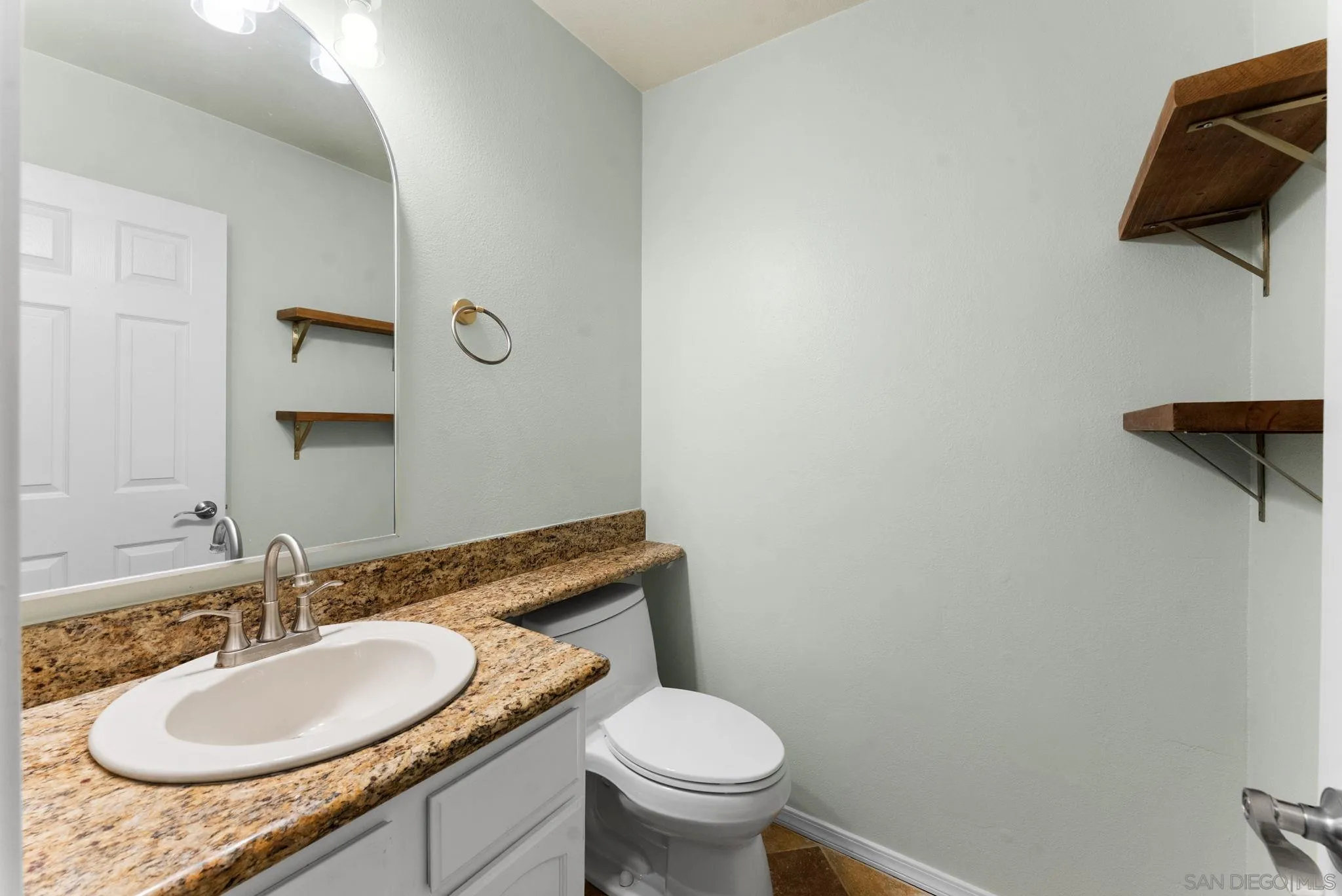 https://cdn.realtyfeed.com/cdn/127/260002355/09a82f8fe92b7e0138b9315fe9ff2c0c.webp