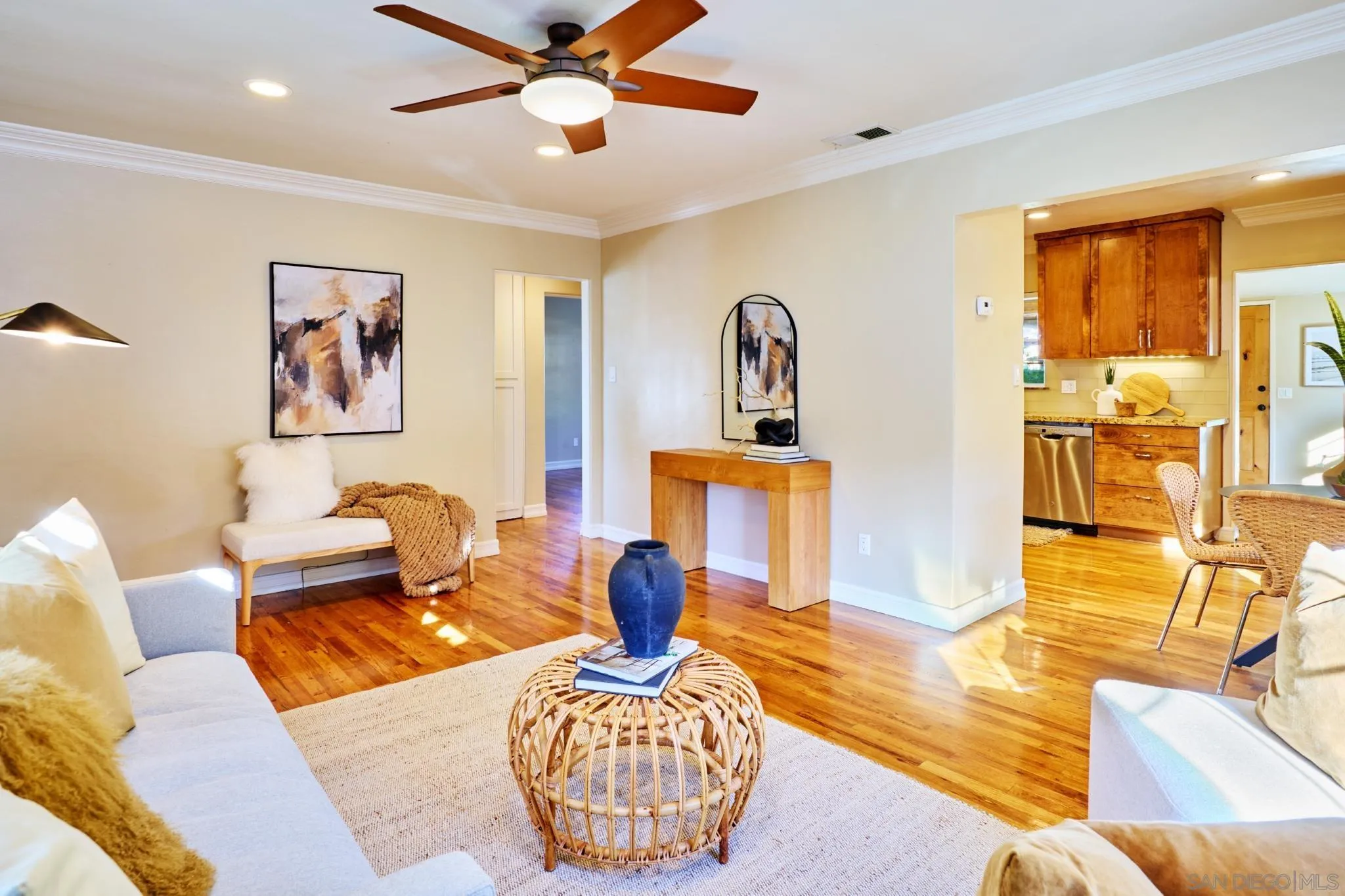 https://cdn.realtyfeed.com/cdn/127/260002356/3e01e6ef875077b369a76047b9cdb5c0.webp