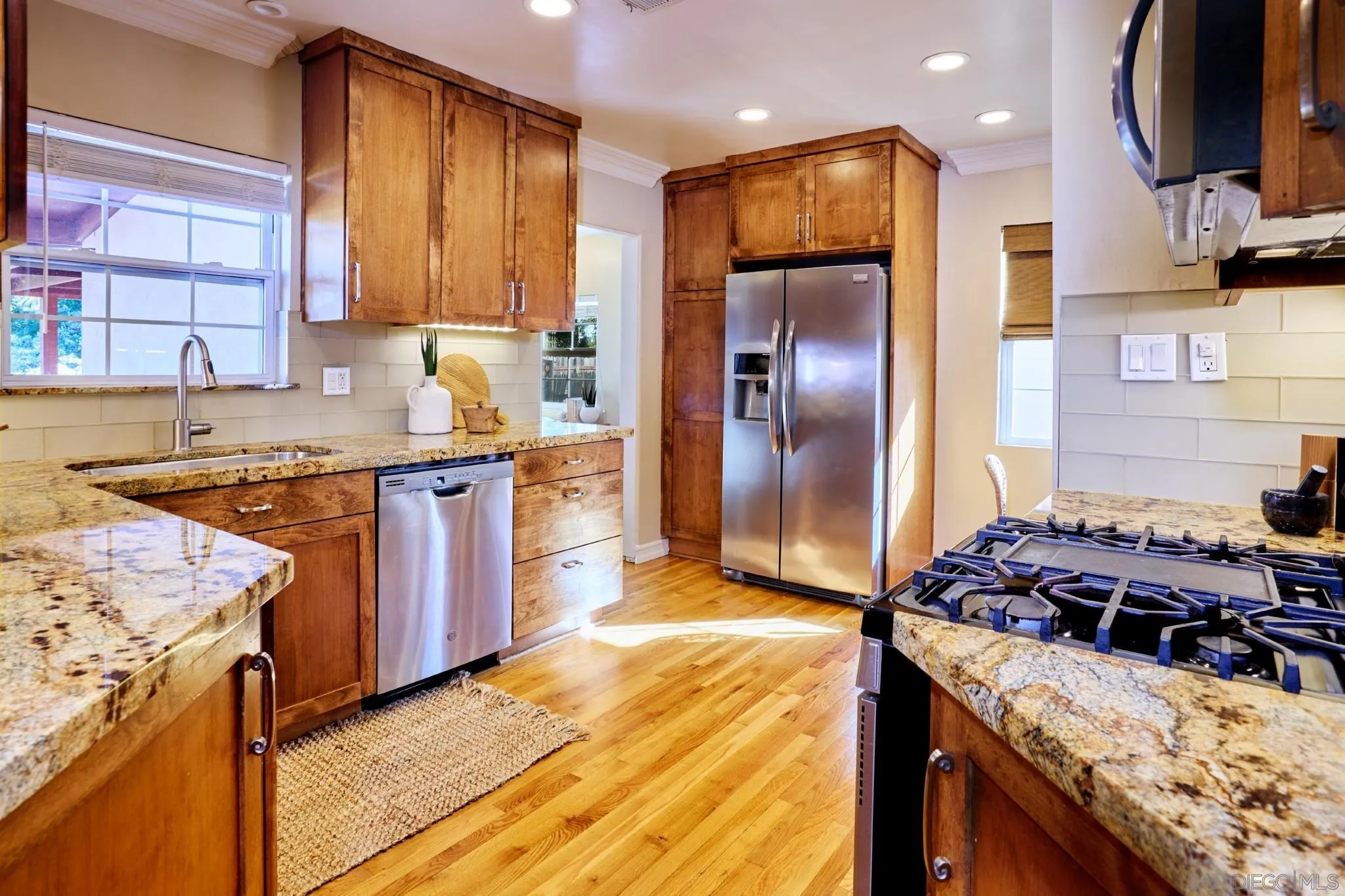 https://cdn.realtyfeed.com/cdn/127/260002356/d057f48850a7d909c1181541102917ec.webp