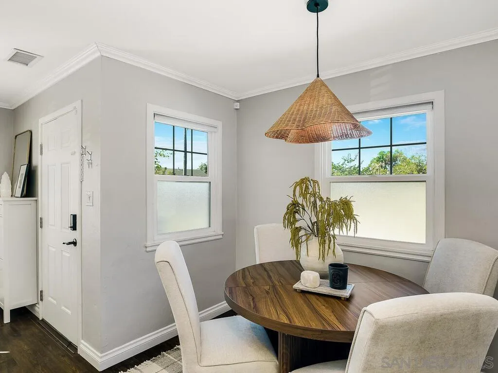 https://cdn.realtyfeed.com/cdn/127/260002357/2282b638172a50103903ae0964f52cb7.webp