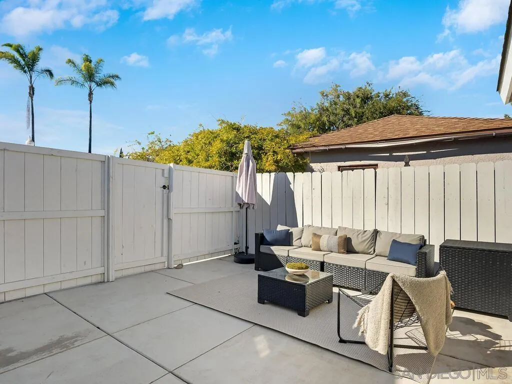 https://cdn.realtyfeed.com/cdn/127/260002357/a8880bc81cadbe5e8797237906c4d4f1.webp