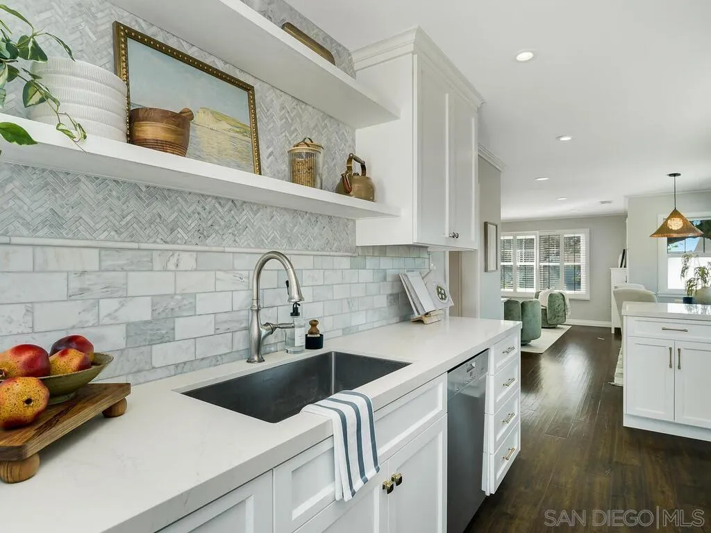 https://cdn.realtyfeed.com/cdn/127/260002357/f0cb675e6a36589b8c6d0d3690102468.webp