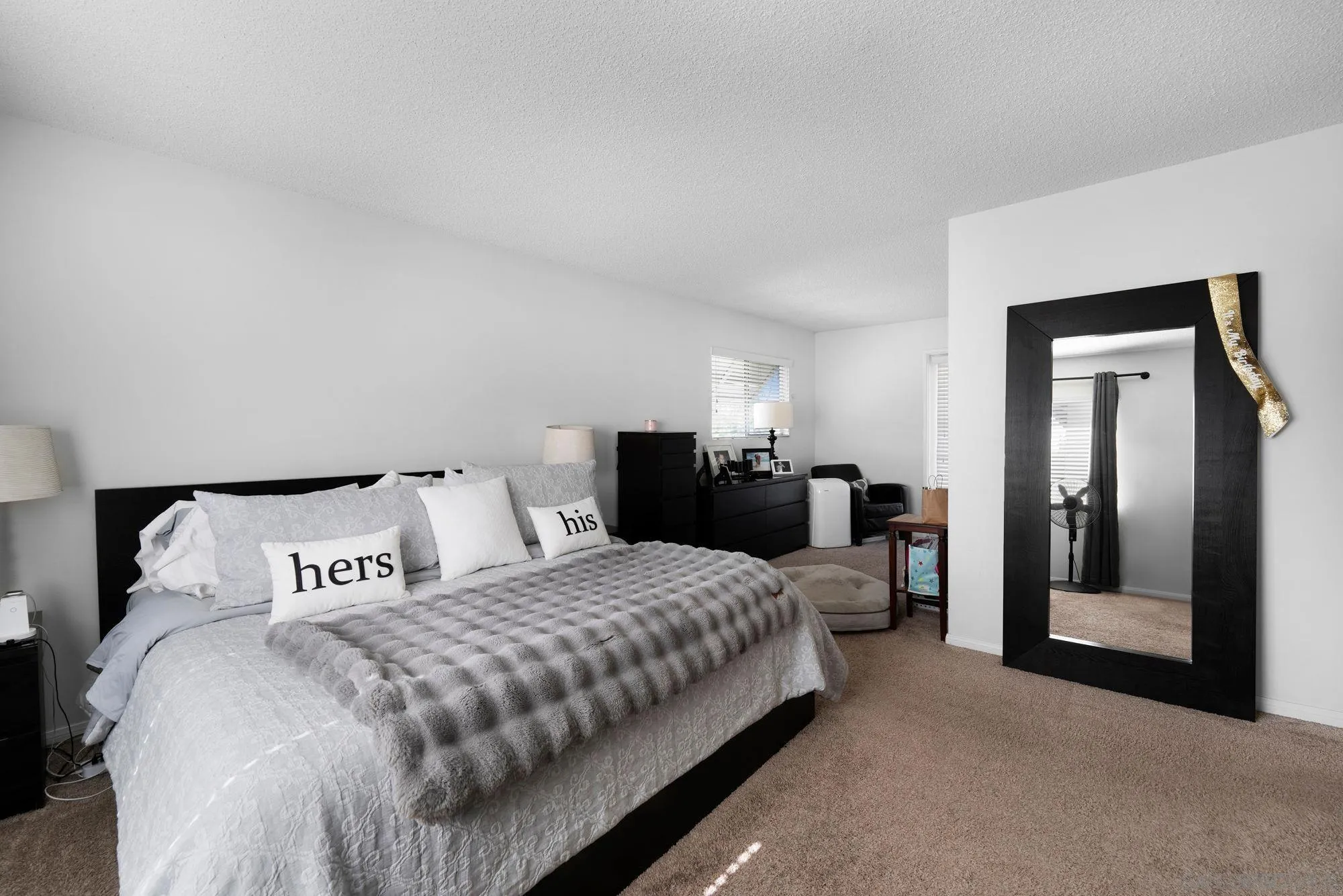 https://cdn.realtyfeed.com/cdn/127/260002358/6b8645d0bb75d04e3297be0f62ab62f3.webp