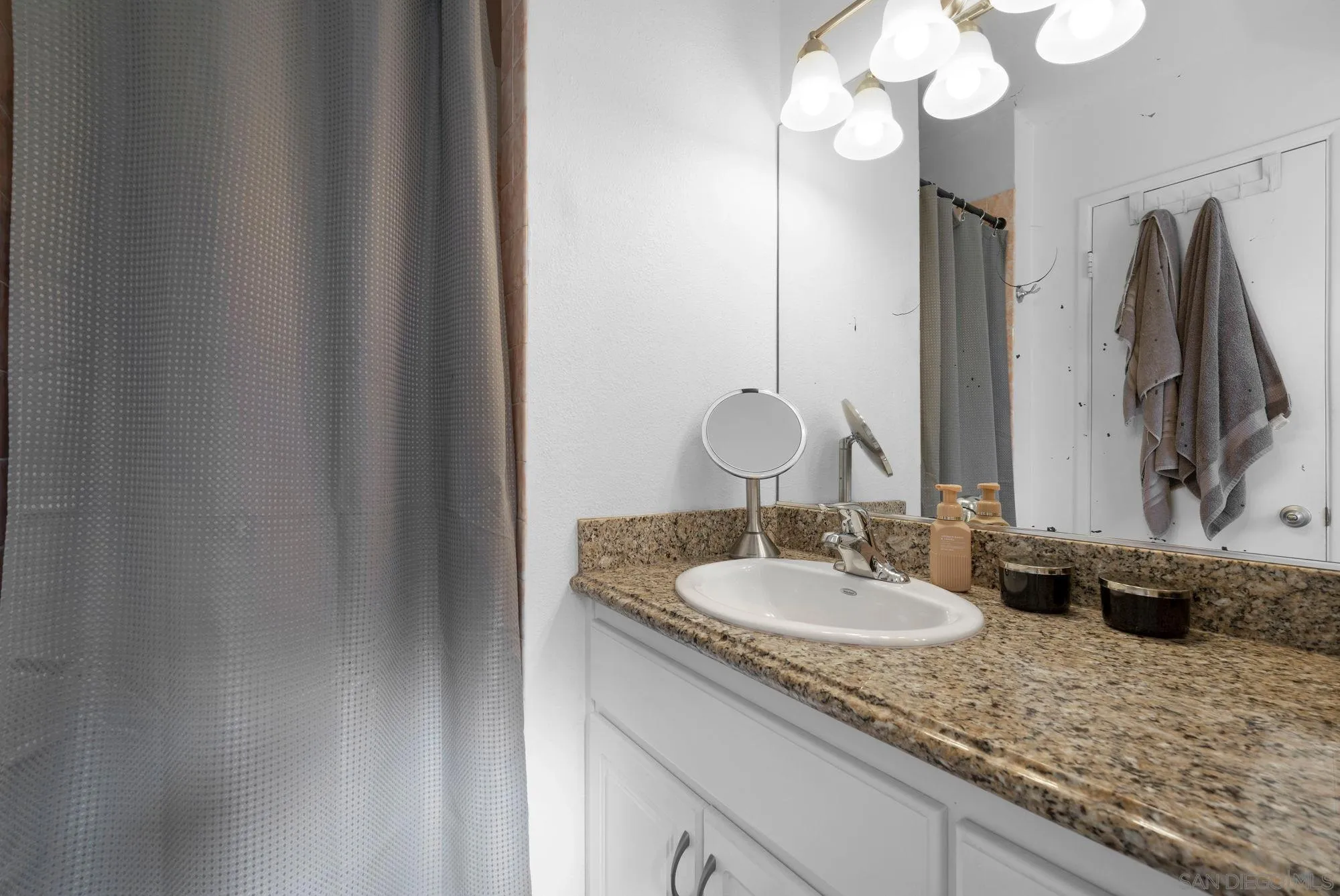 https://cdn.realtyfeed.com/cdn/127/260002358/b13029a04758bb6659d4d6fee31e9e5c.webp
